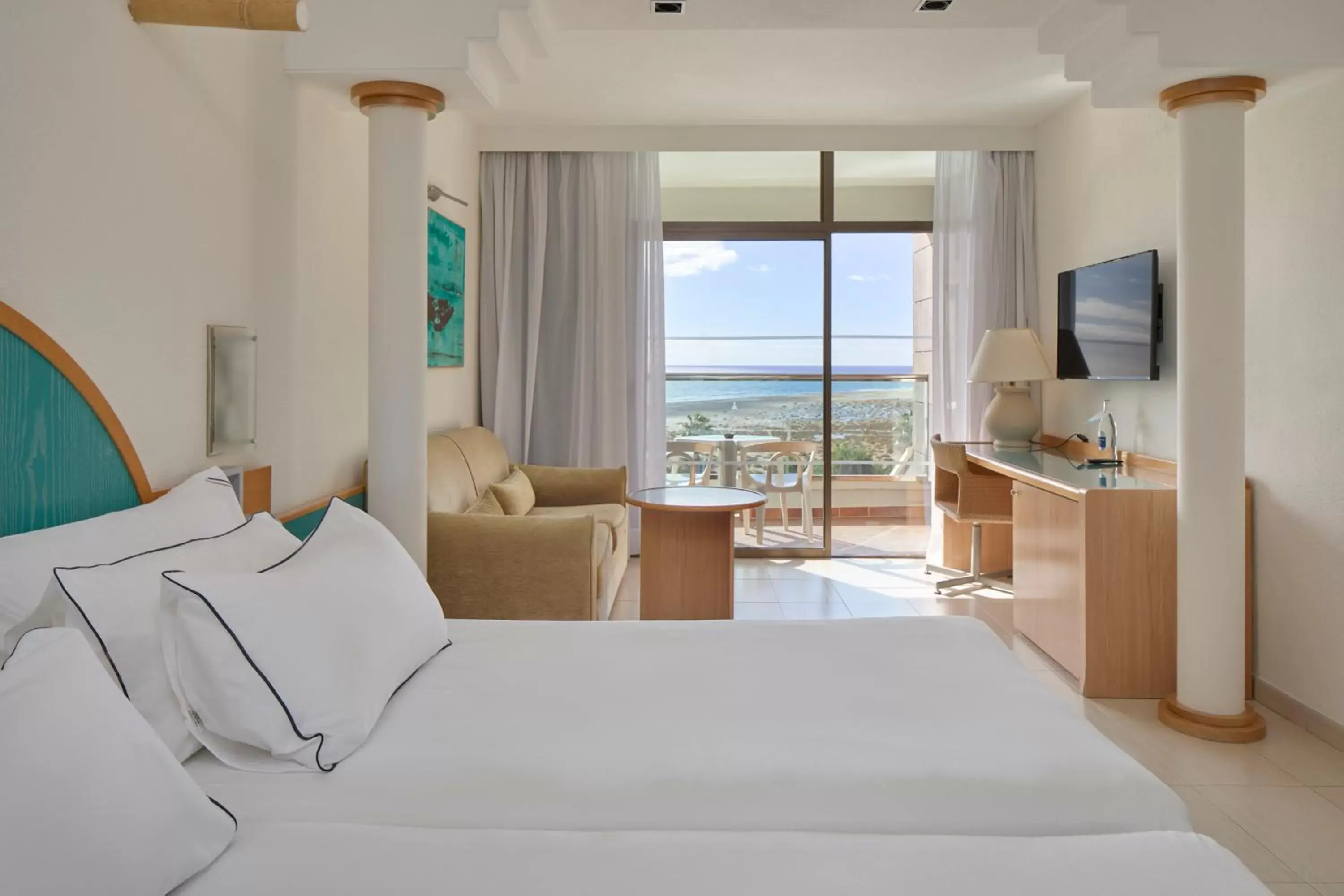 Balcony/Terrace, Bed in Meliá Fuerteventura