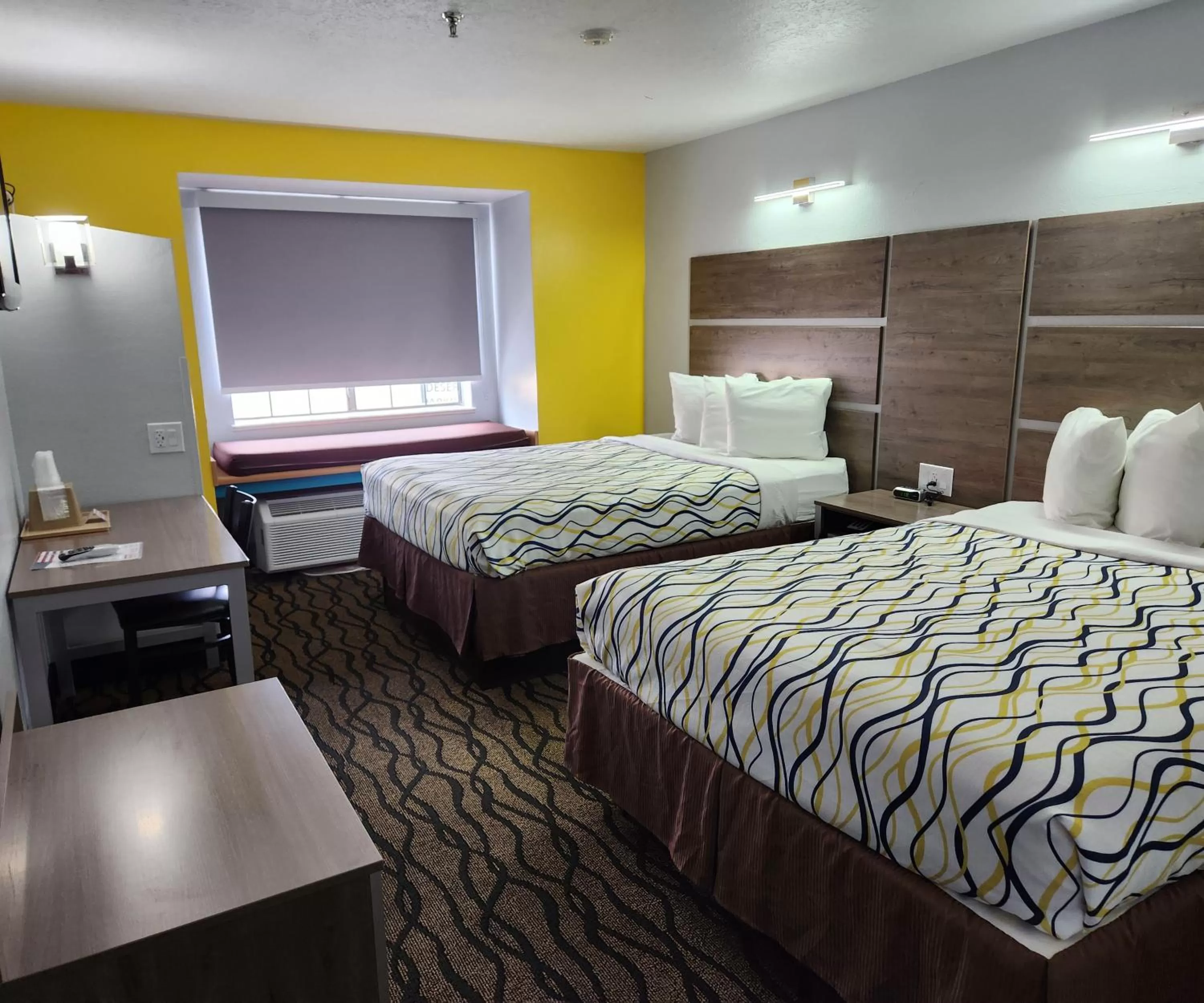 Deluxe with Two Queen Beds - Ground Floor - QQ1 in Desert Inn Tucumcari