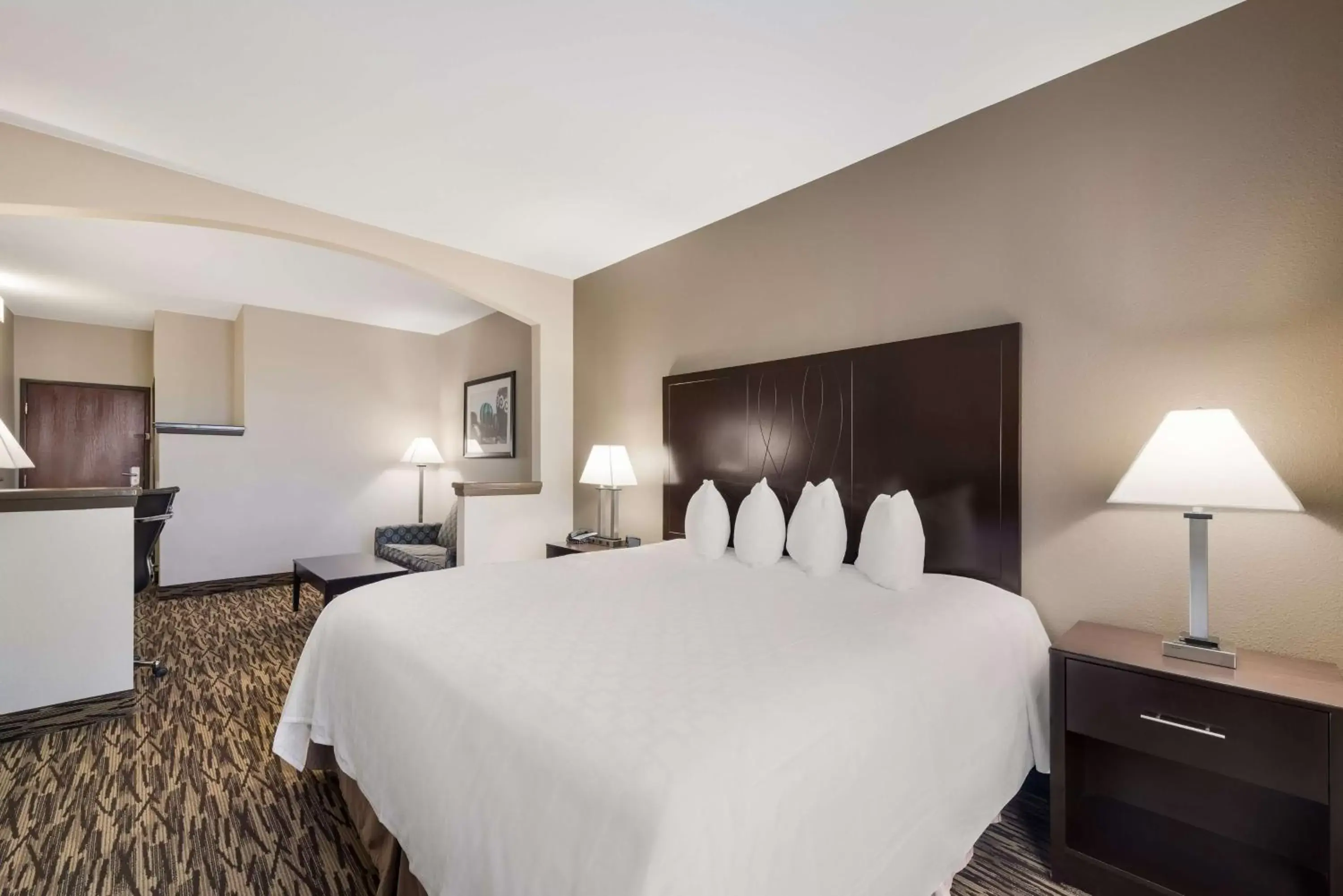 Bedroom, Bed in SureStay Plus Hotel by Best Western Plano