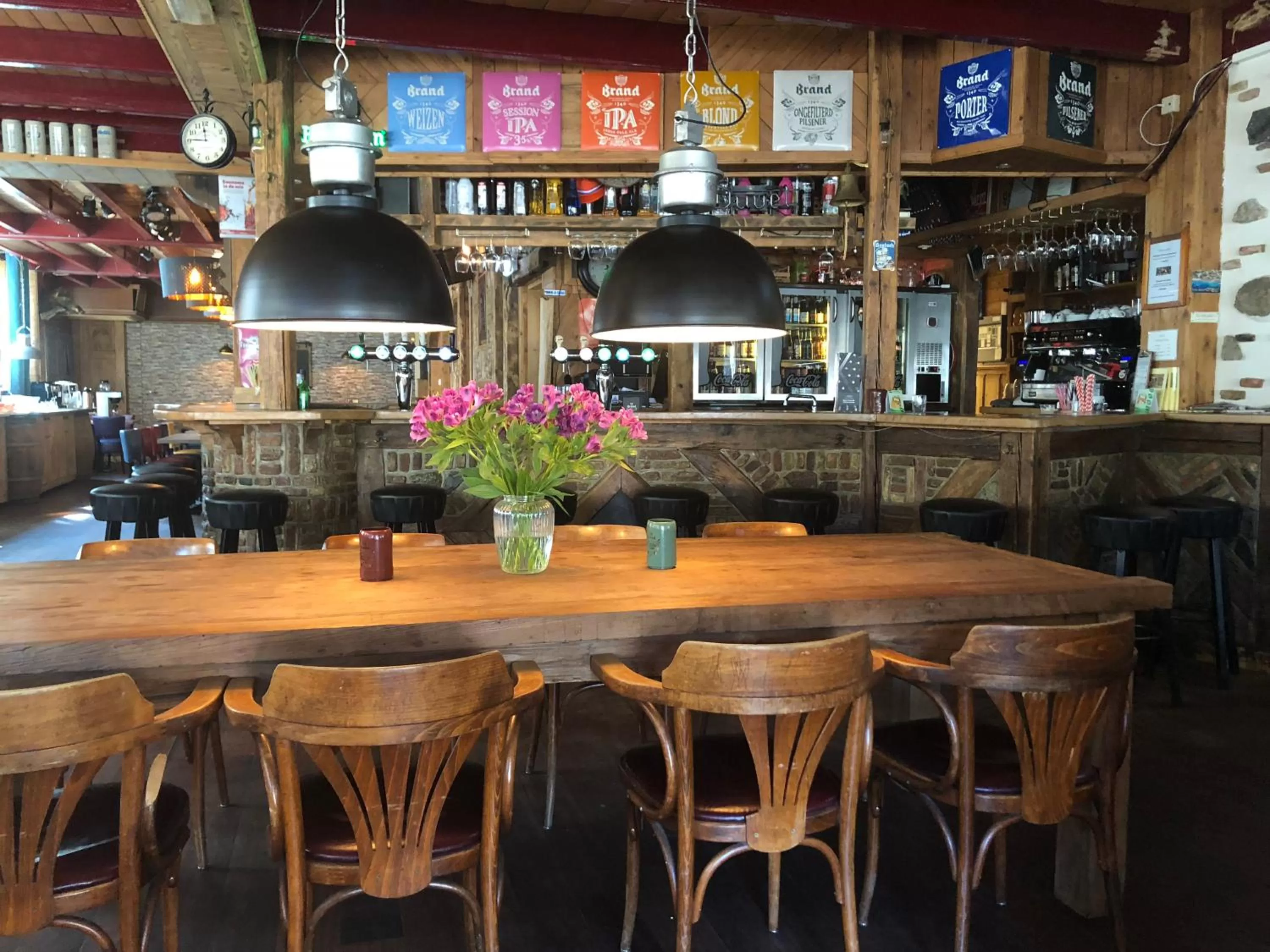 Lounge or bar, Lounge/Bar in Hotel Onder De Linden