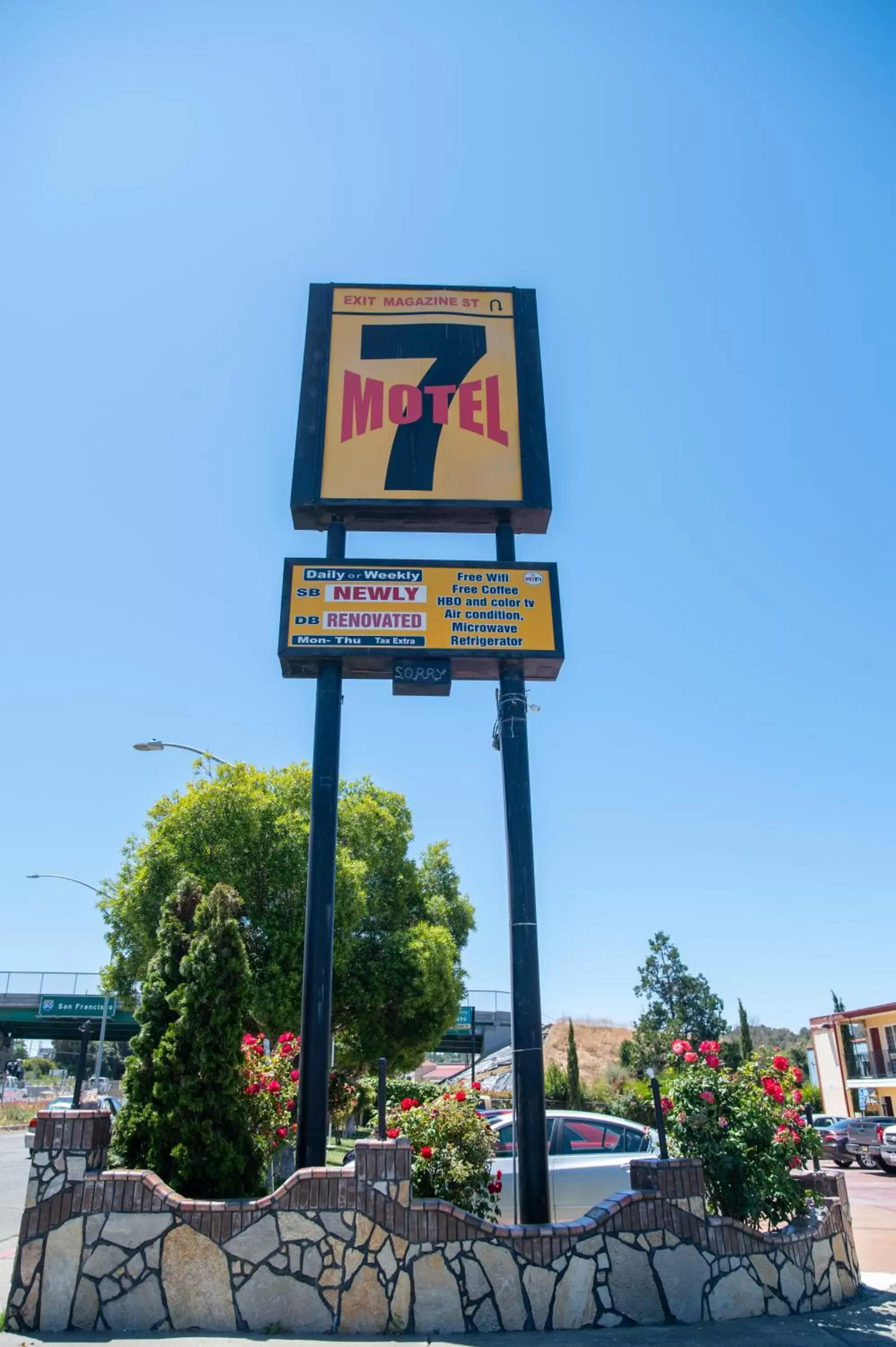Property building in Motel 7 - Near Six Flags, Vallejo - Napa Valley