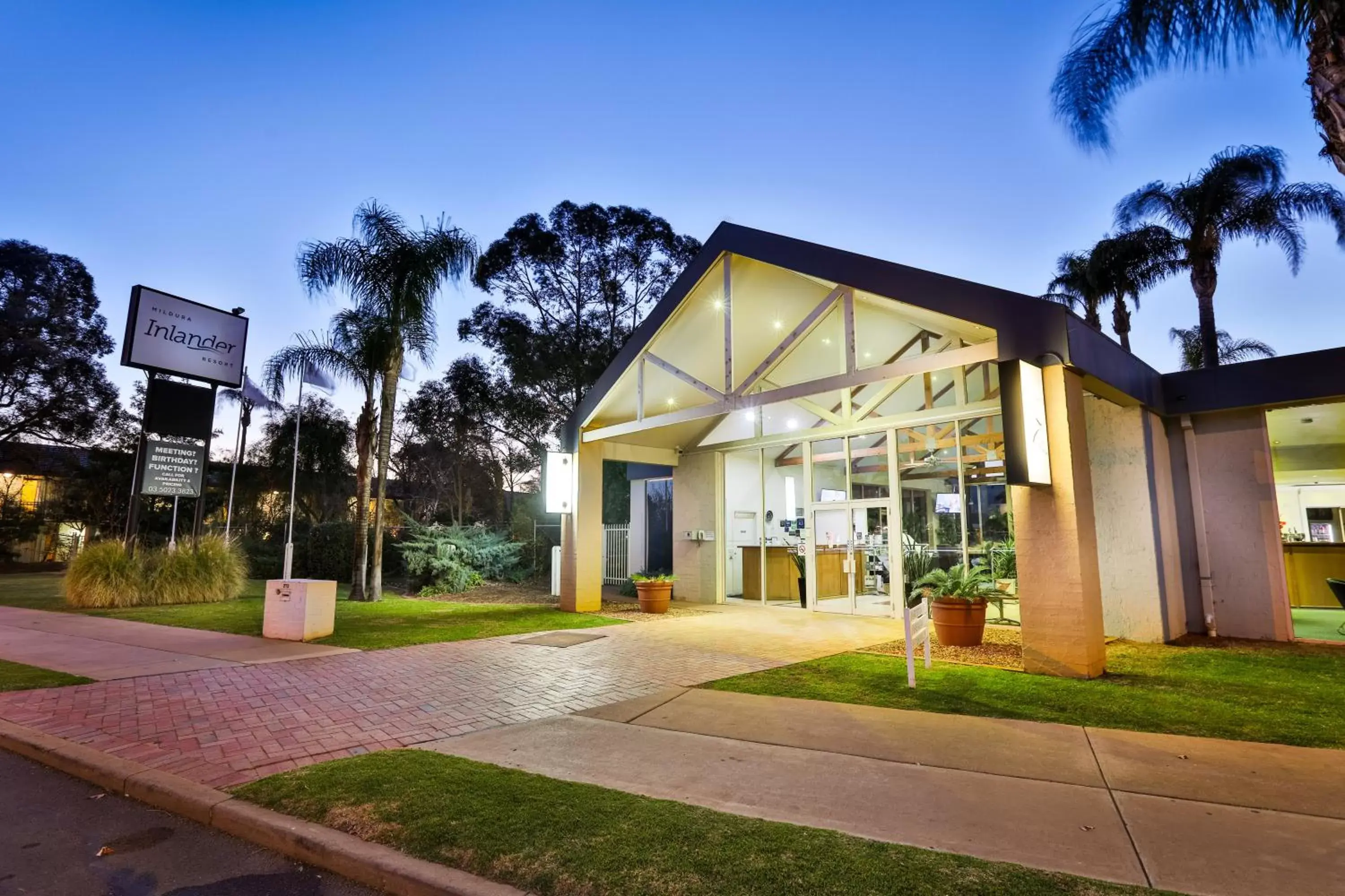 Facade/entrance, Property Building in Mildura Inlander Resort