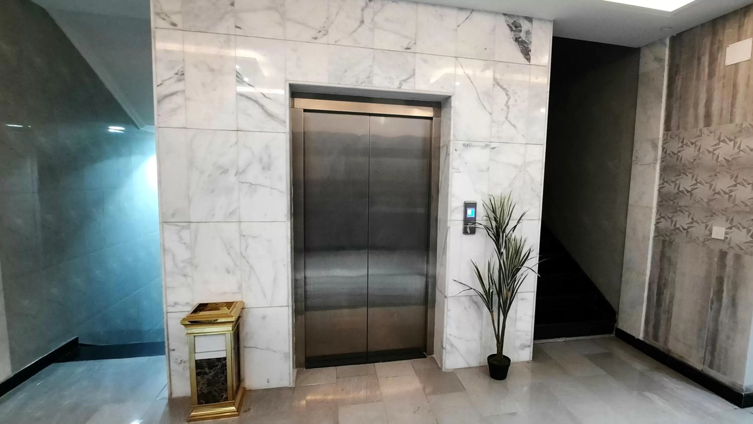 elevator in جولدن نيو جوان - Golden New Gewan - للشقق المخدومة
