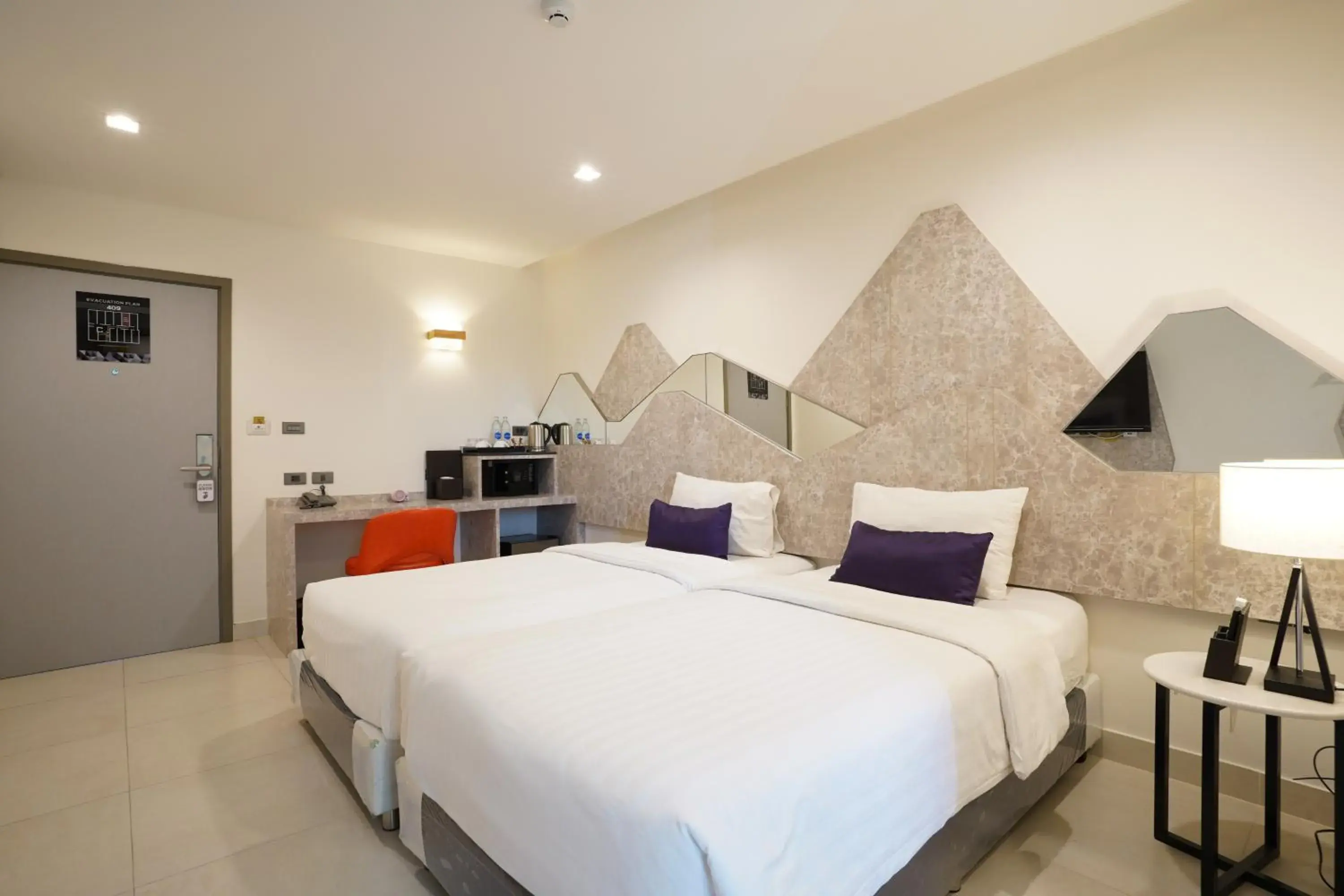 Bedroom, Bed in Spittze Hotel Pratunam