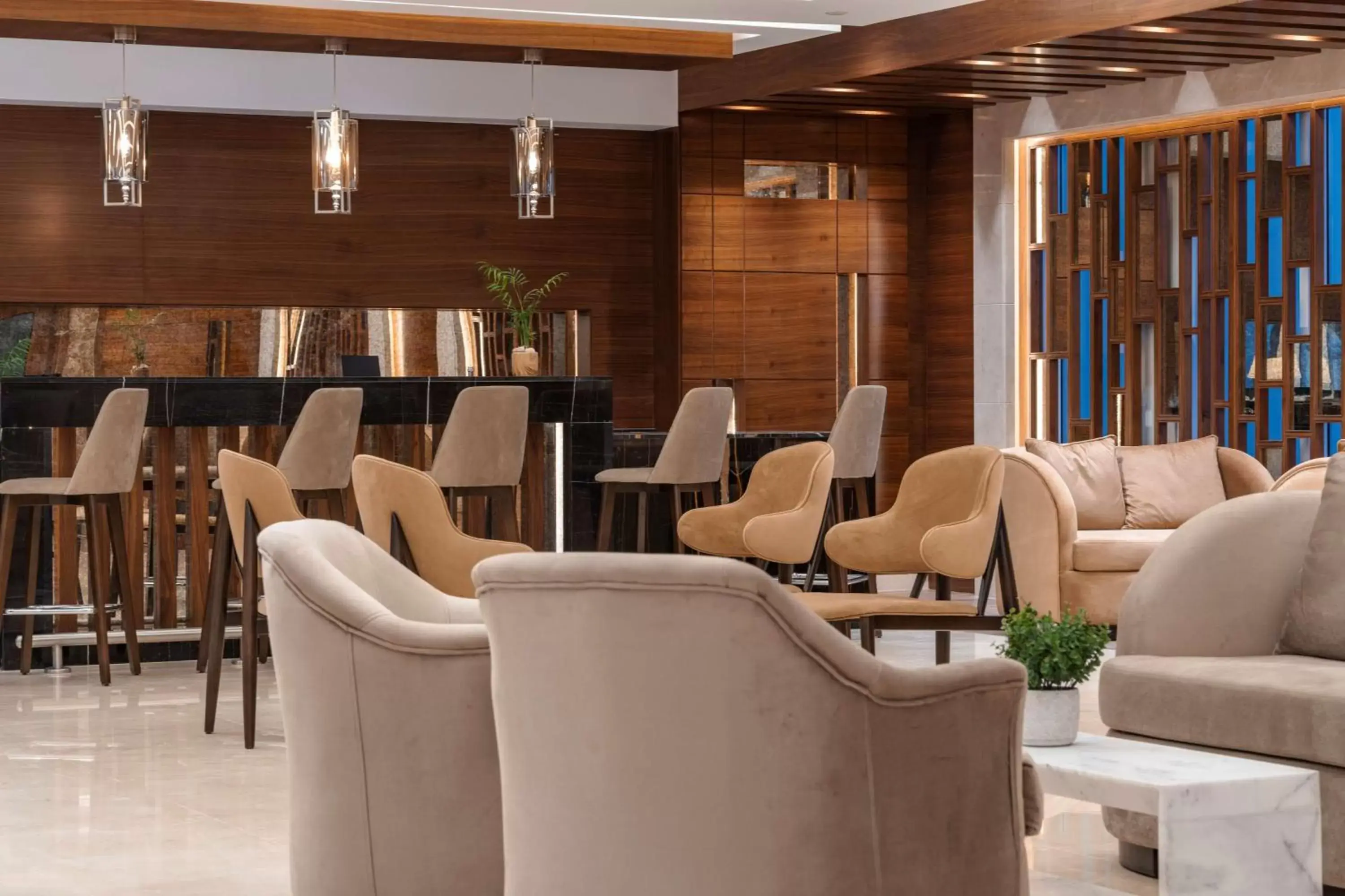 Coffee/tea facilities, Lounge/Bar in Radisson Resort Ras Al Khaimah Marjan Island