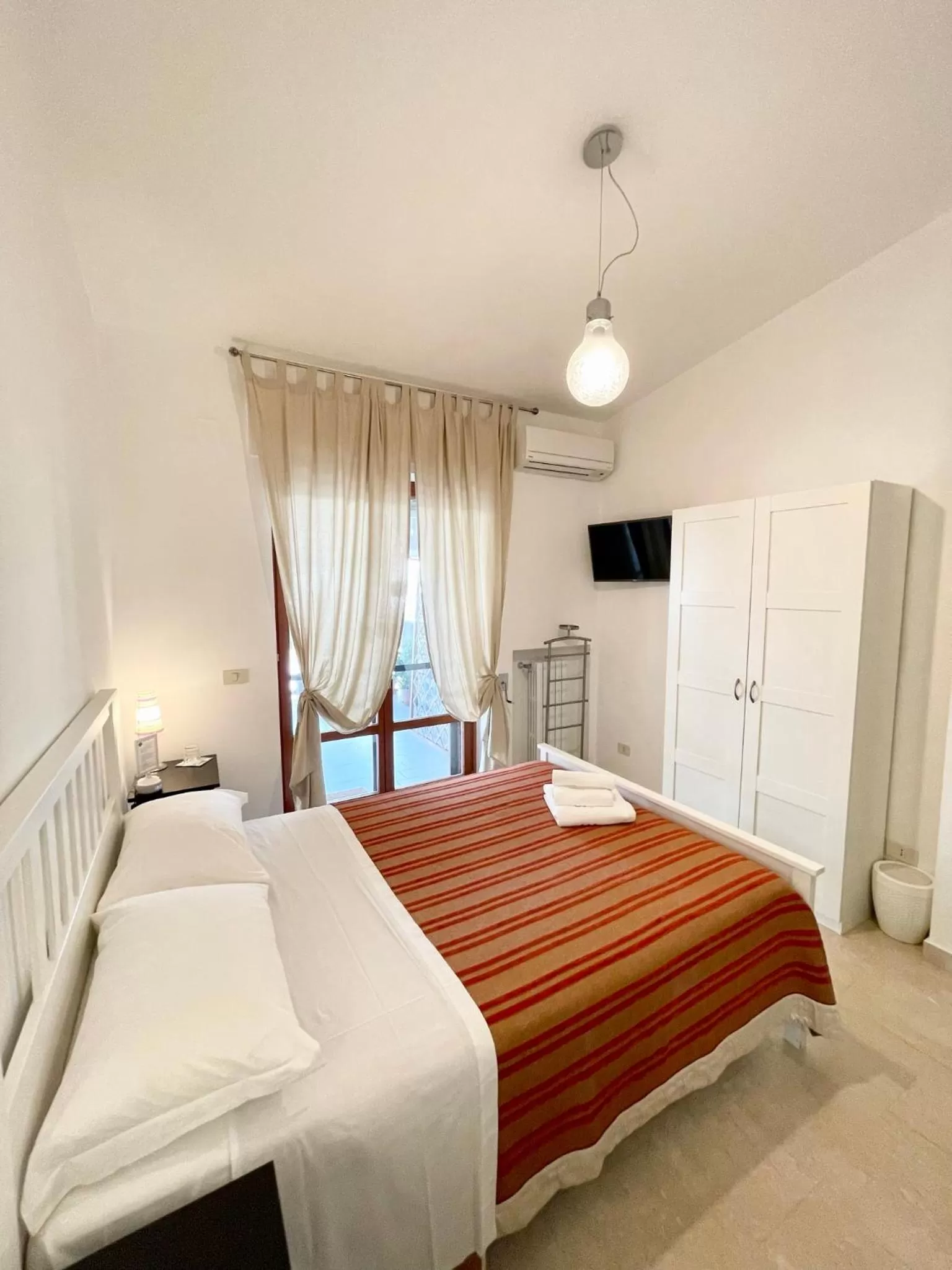 Bed in B&B Le Saline