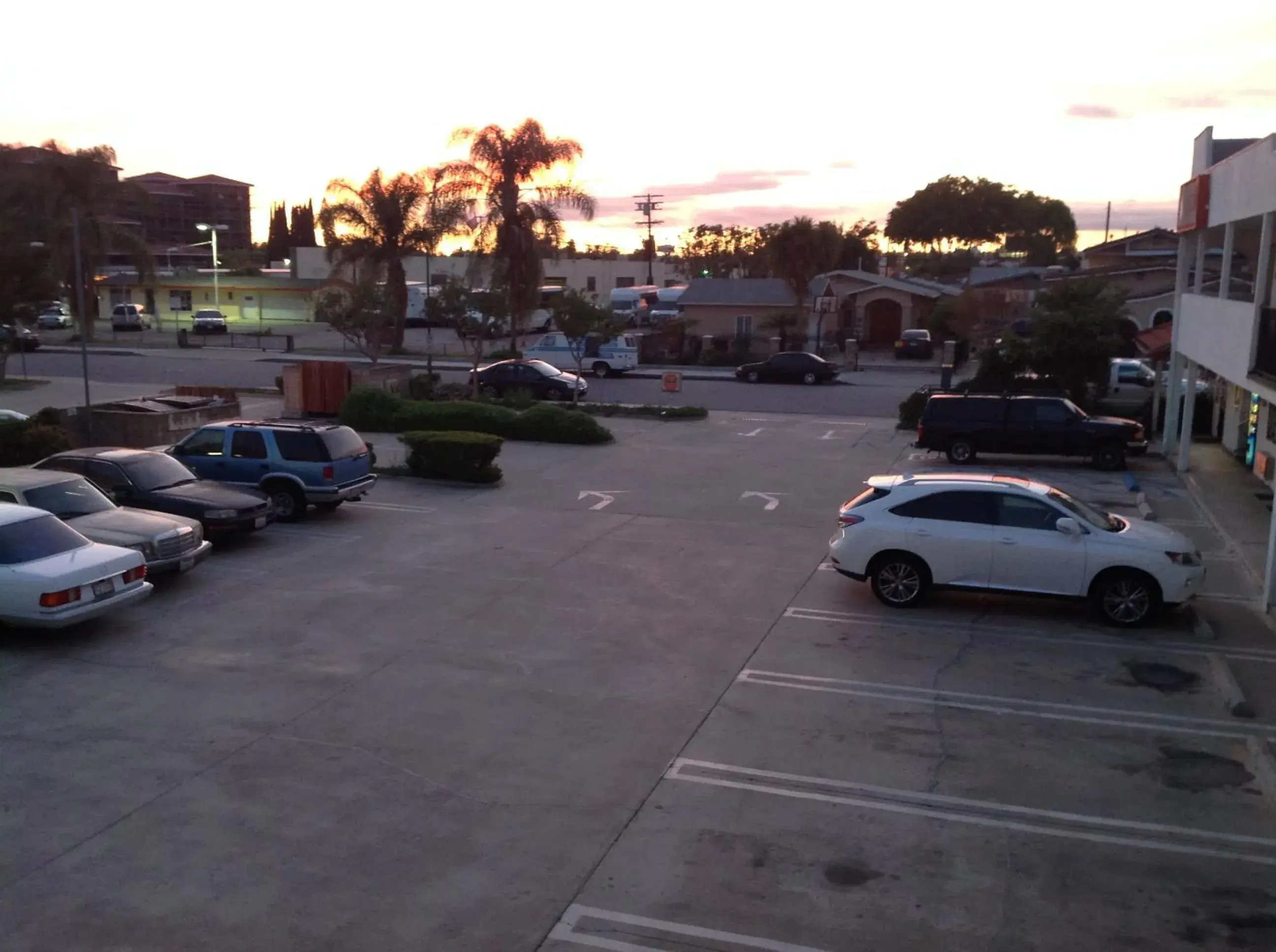 Sunset in Eunice Plaza Motel