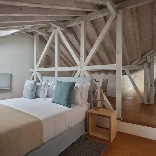 Bed in Look Living, Lisbon Design Apartments