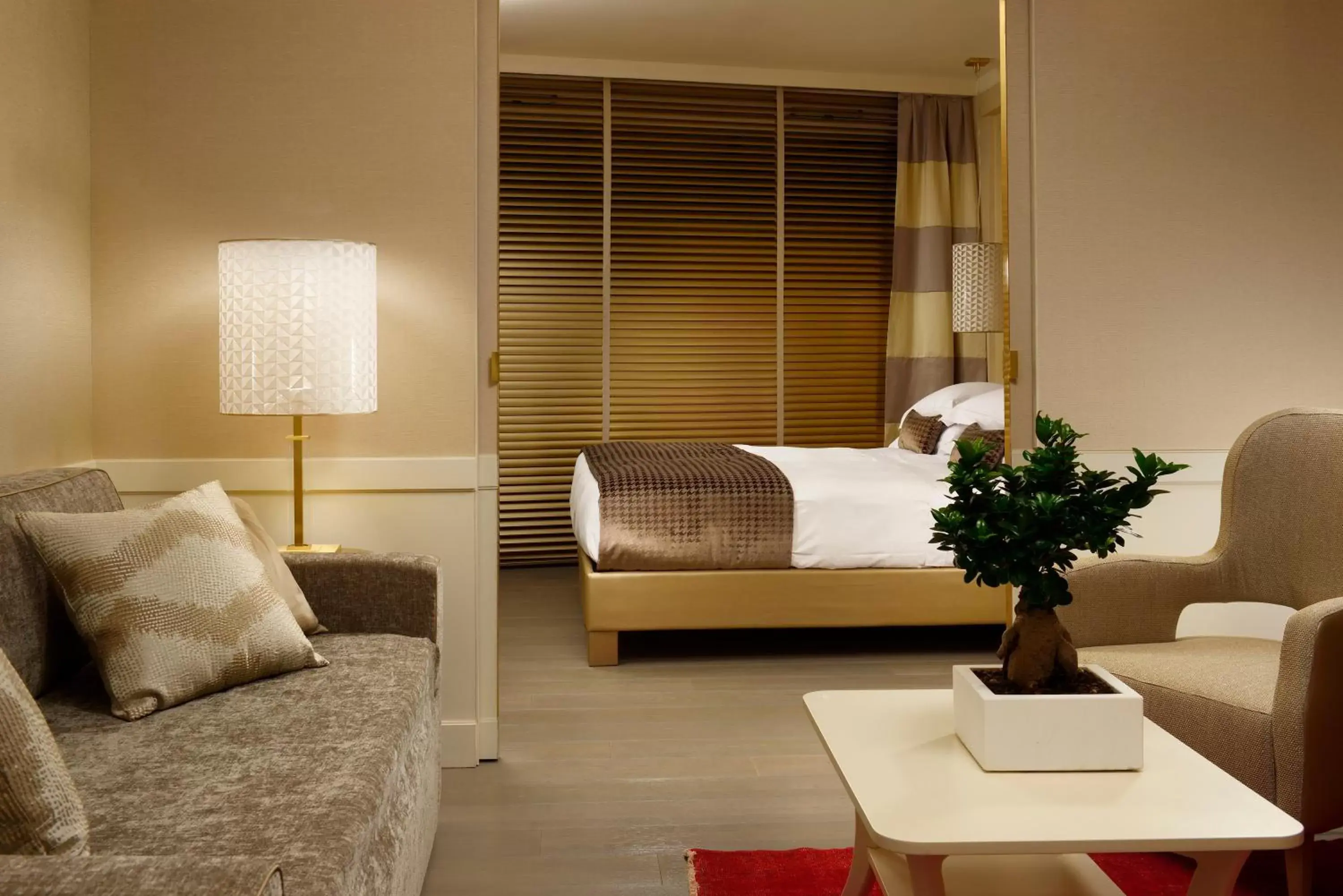 Bedroom, Bed in Ponte Vecchio Suites & Spa