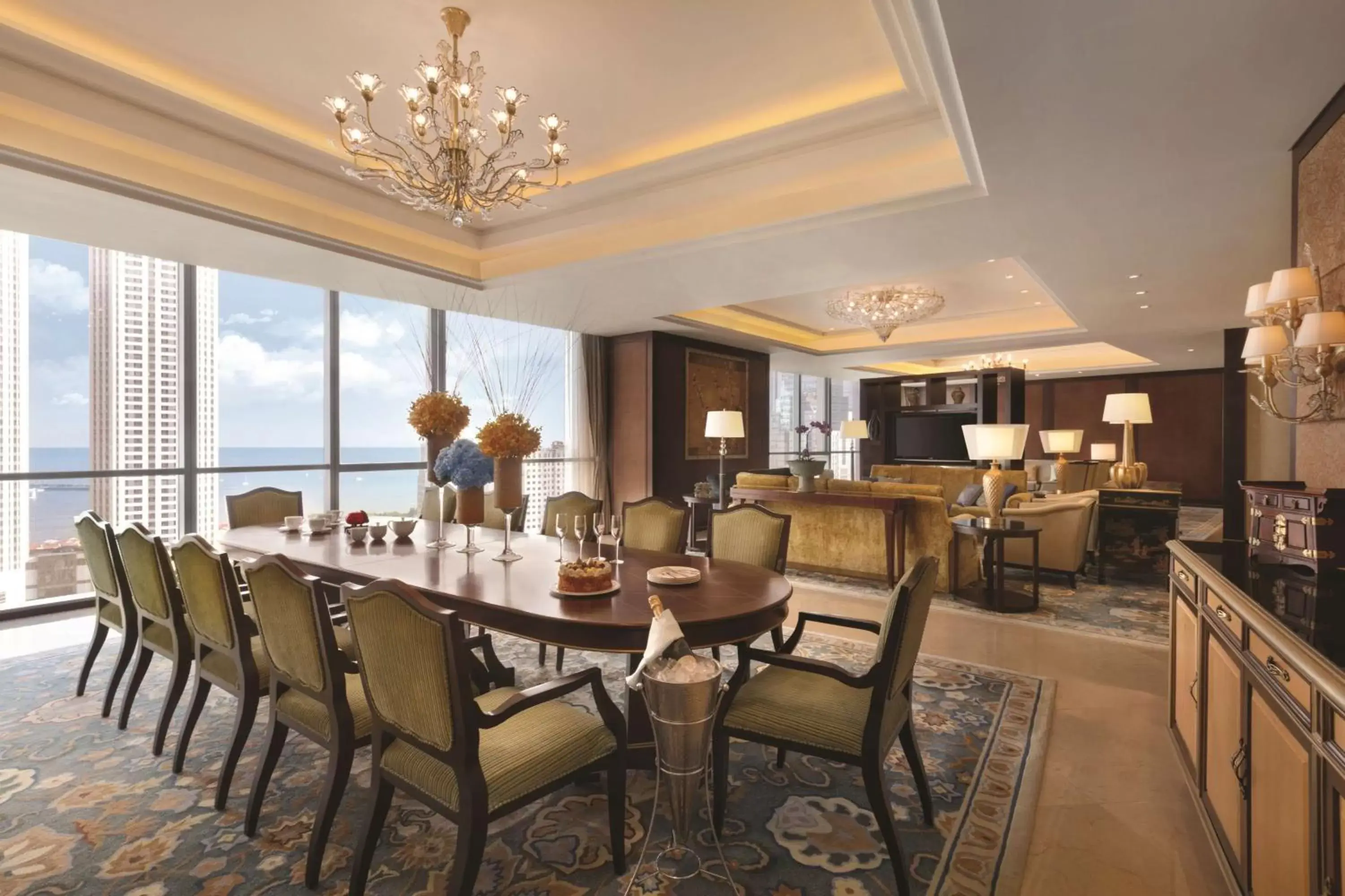 Photo of the whole room in Shangri-La Qingdao - May Fourth Square