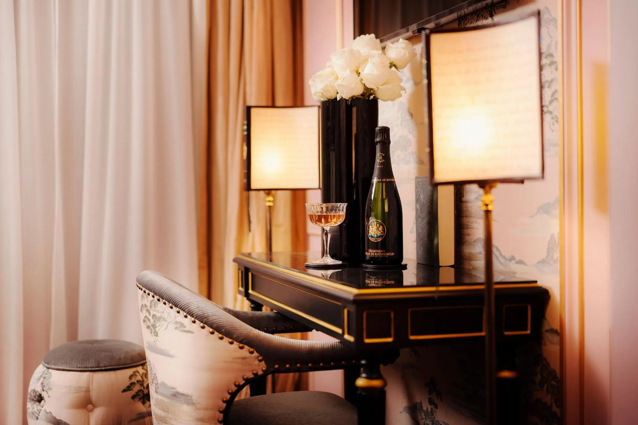 Seating area in Maison Proust, Hotel & Spa La Mer