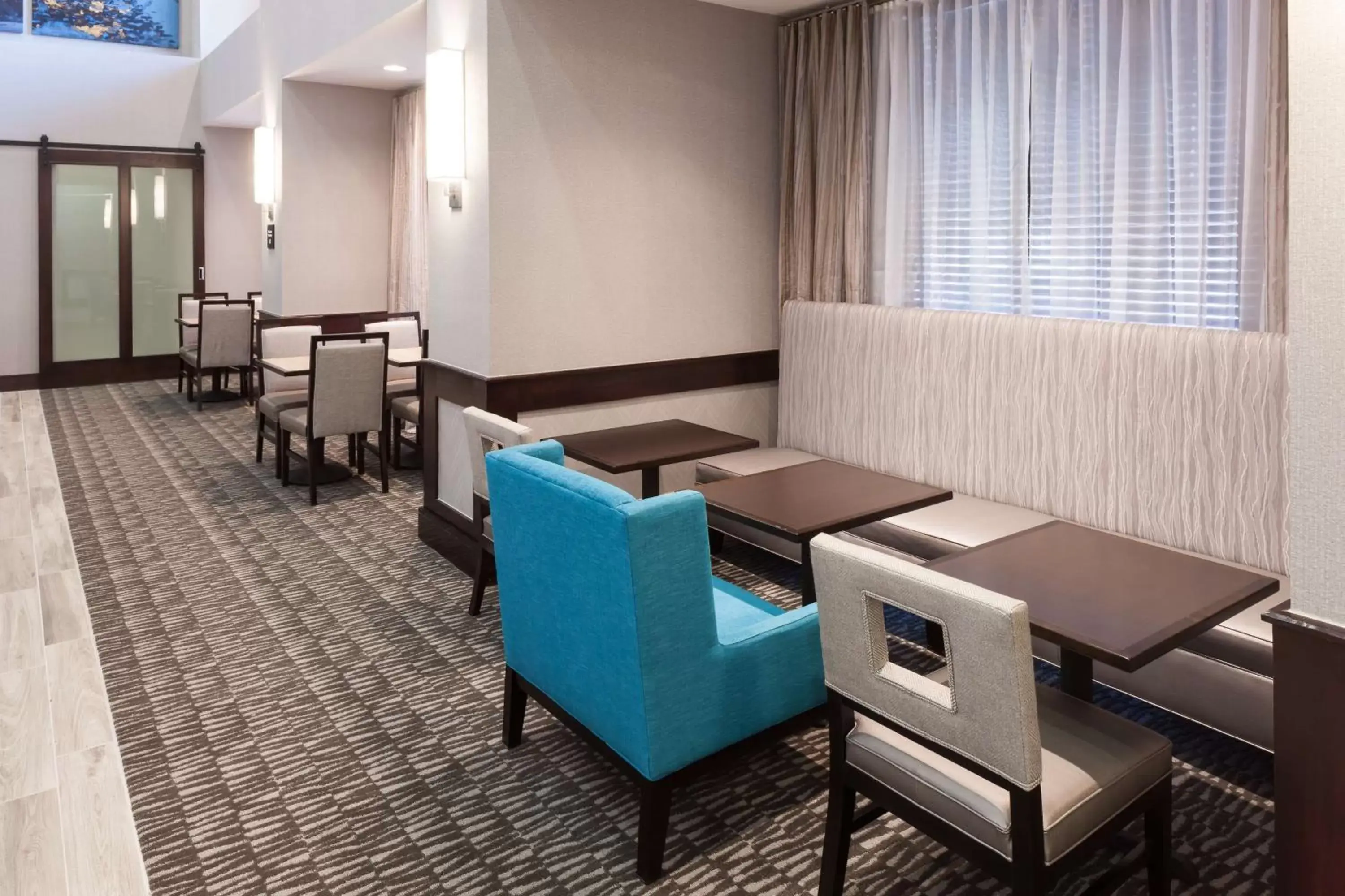 Lobby or reception, Seating Area in Hampton Inn & Suites Ft. Worth-Burleson