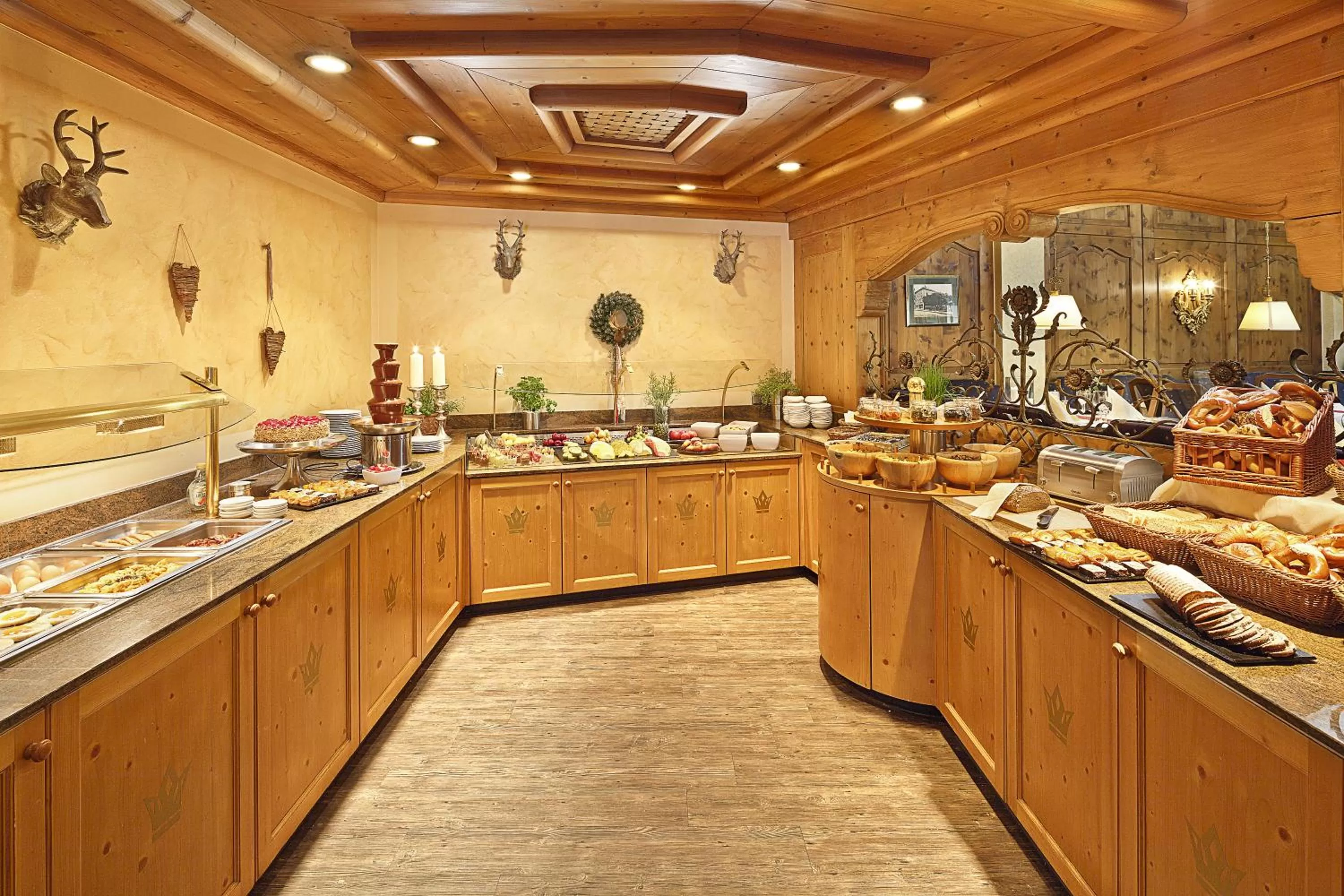 Buffet breakfast in Hotel Schlosskrone