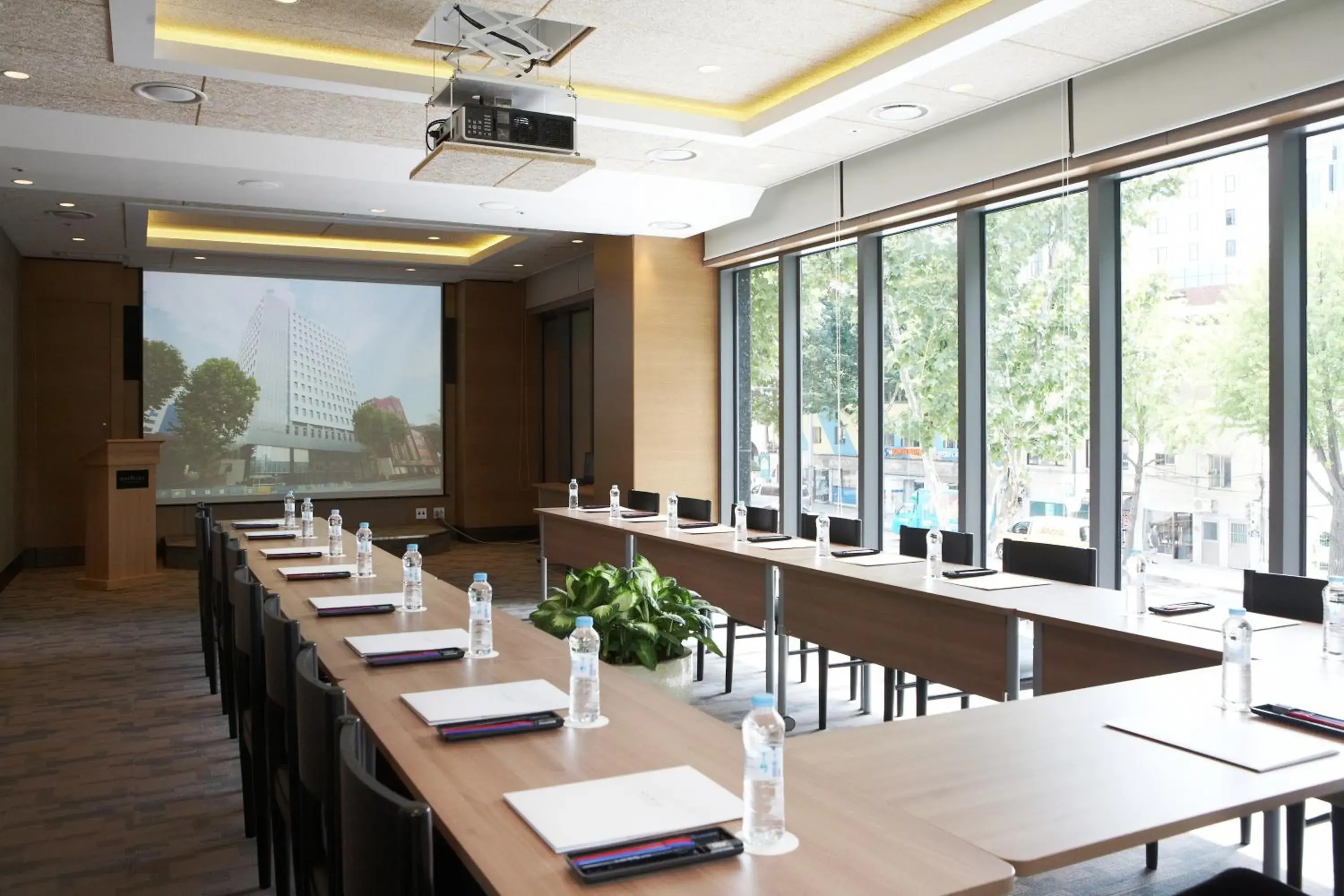 Meeting/conference room in Mayplace Seoul Dongdaemun