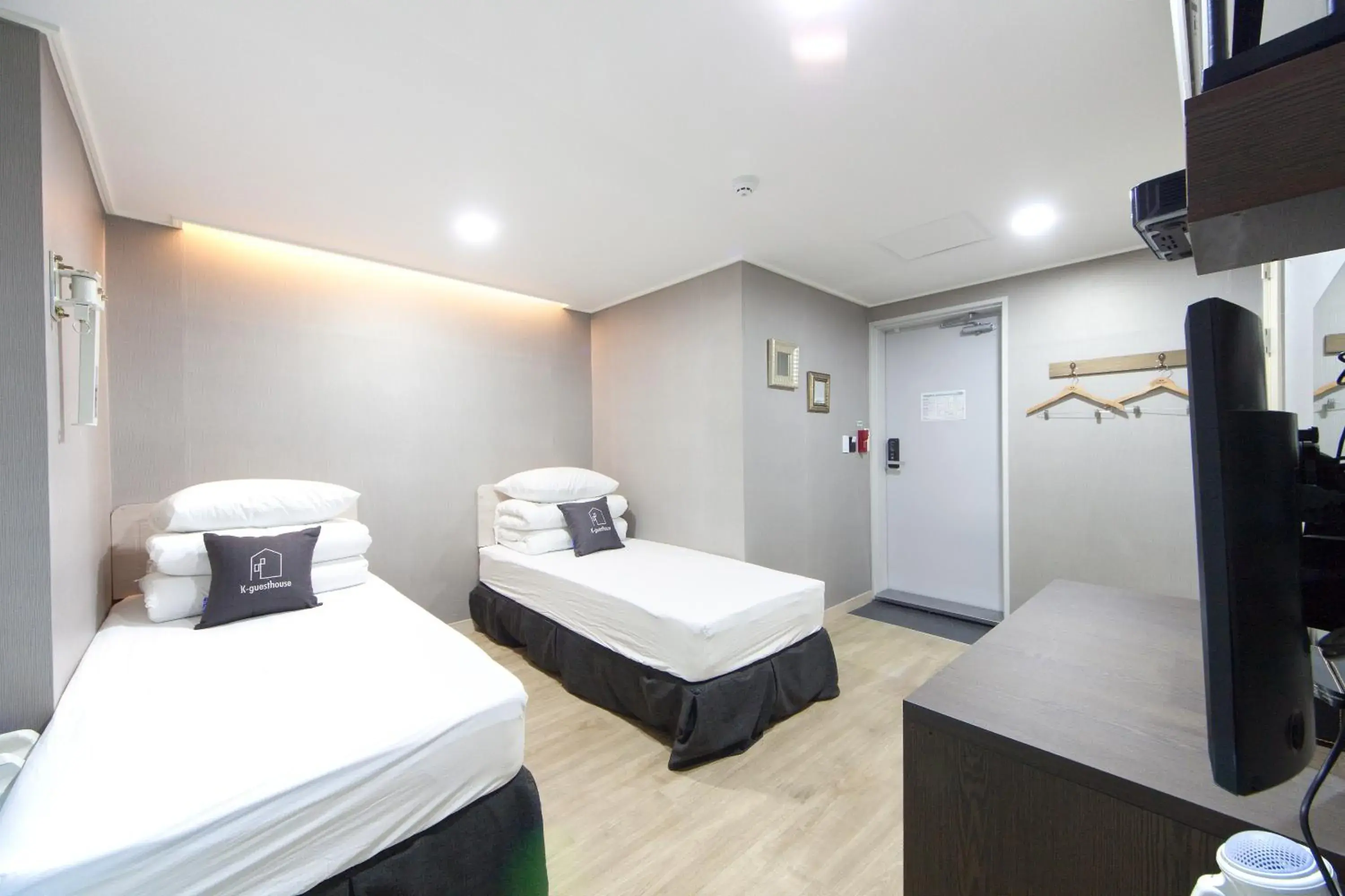 Bedroom, Bed in K-Guesthouse Premium Gangnam 1