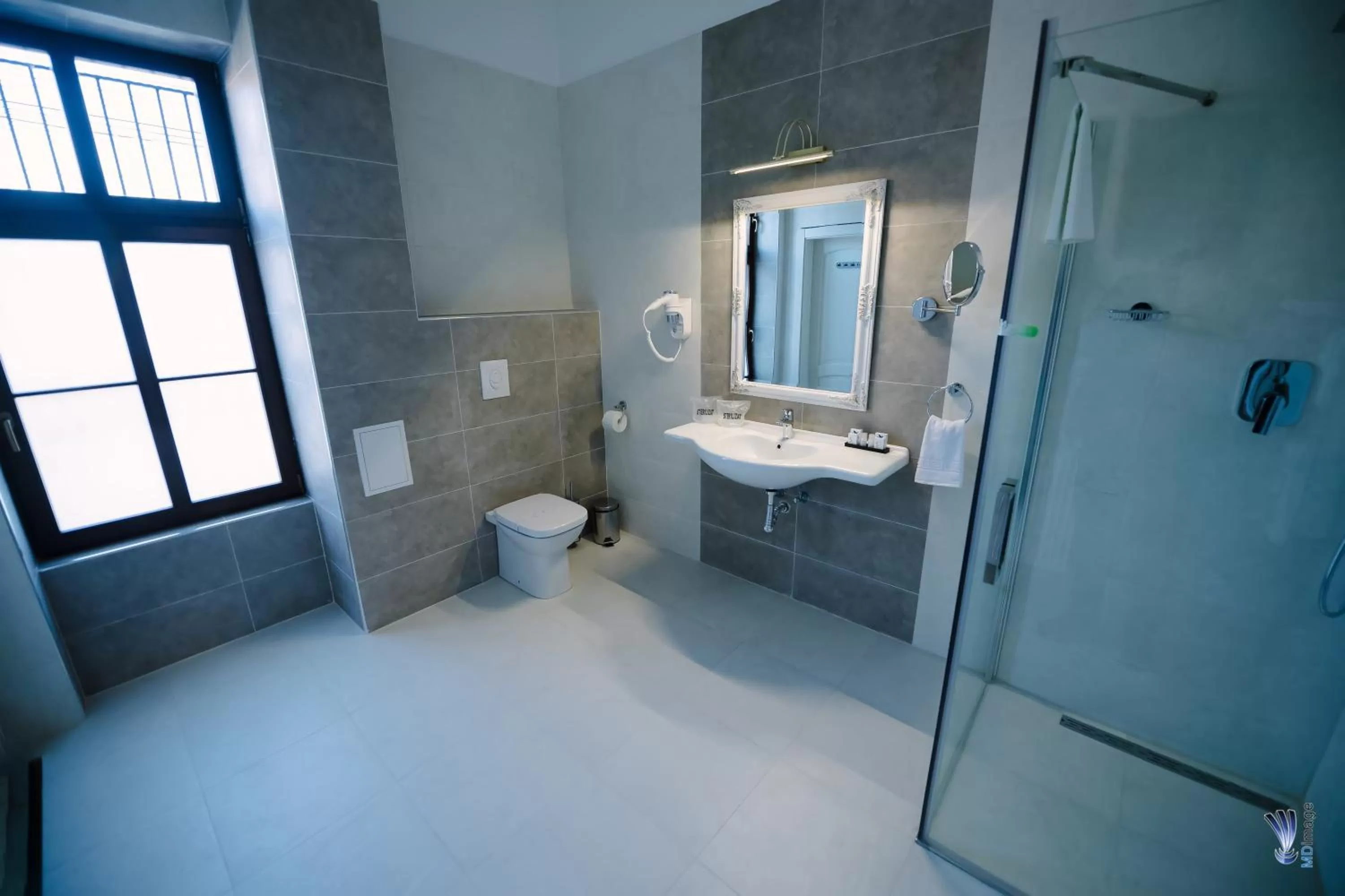 Hotel La Belle Epoque