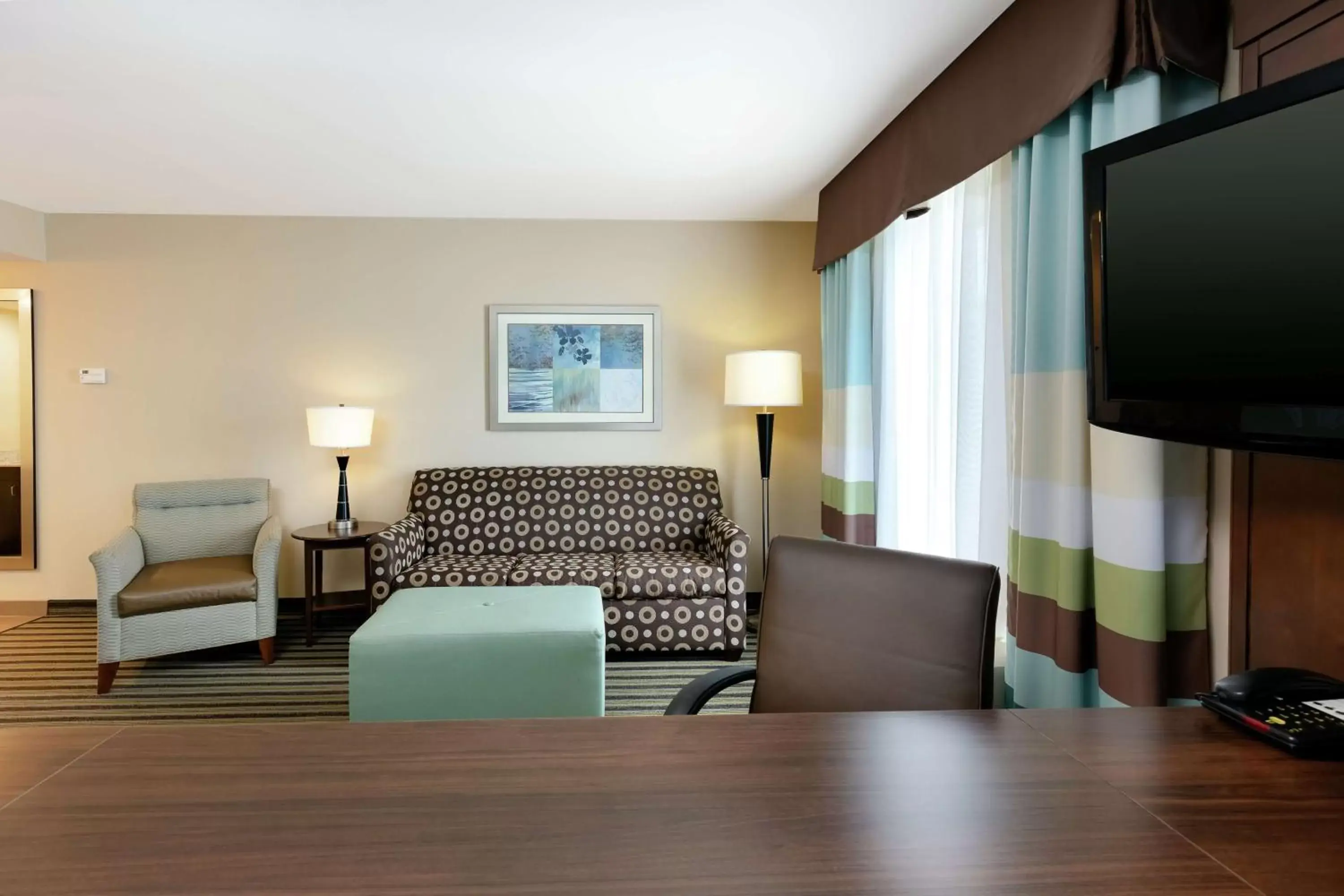 Living room, Seating Area in Hampton Inn and Suites Adairsville/Calhoun Area