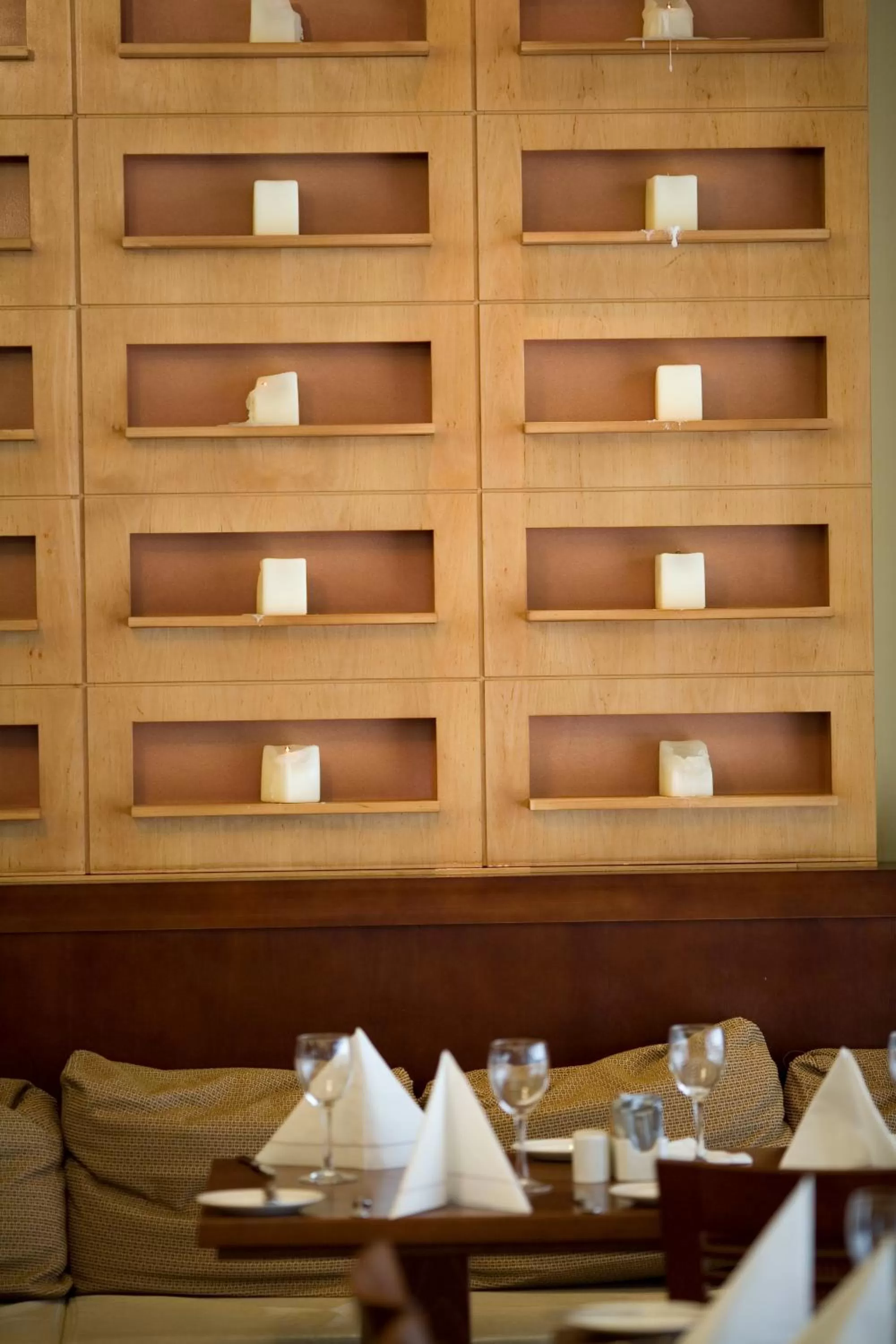 Restaurant/places to eat in Raheen Woods Hotel