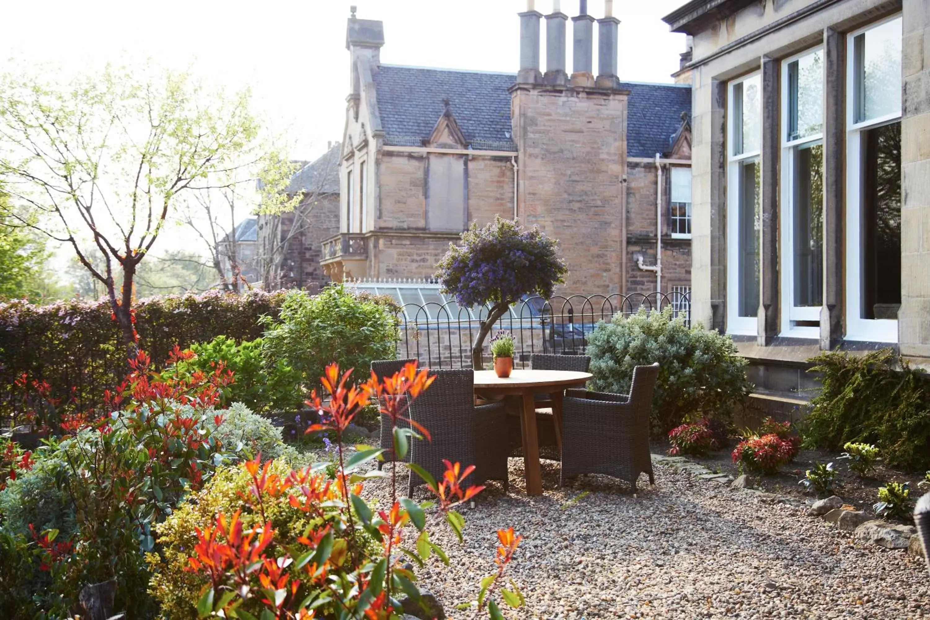 Garden, Property Building in The Roseate Edinburgh