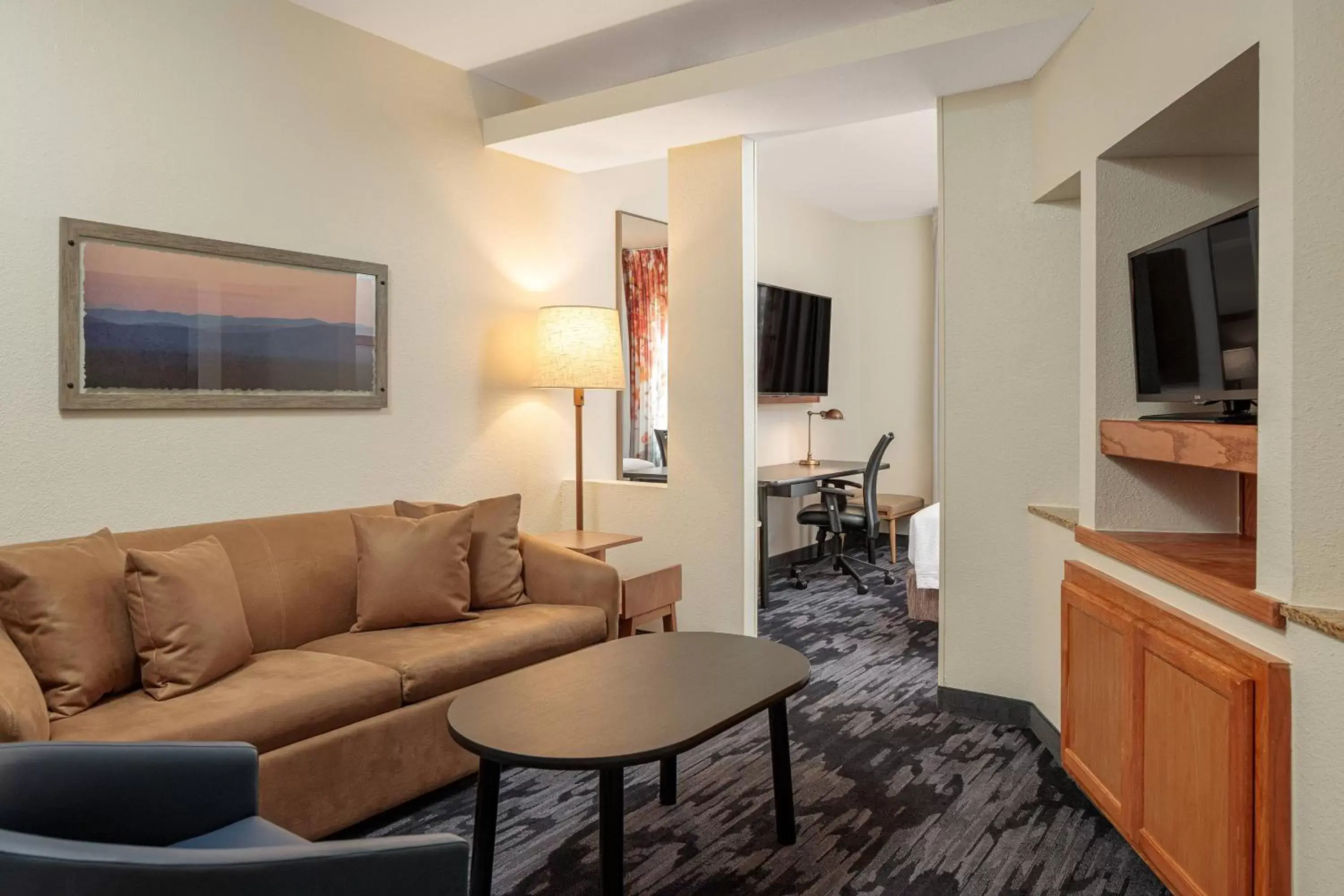 Photo of the whole room, Seating Area in Fairfield Inn & Suites San Angelo