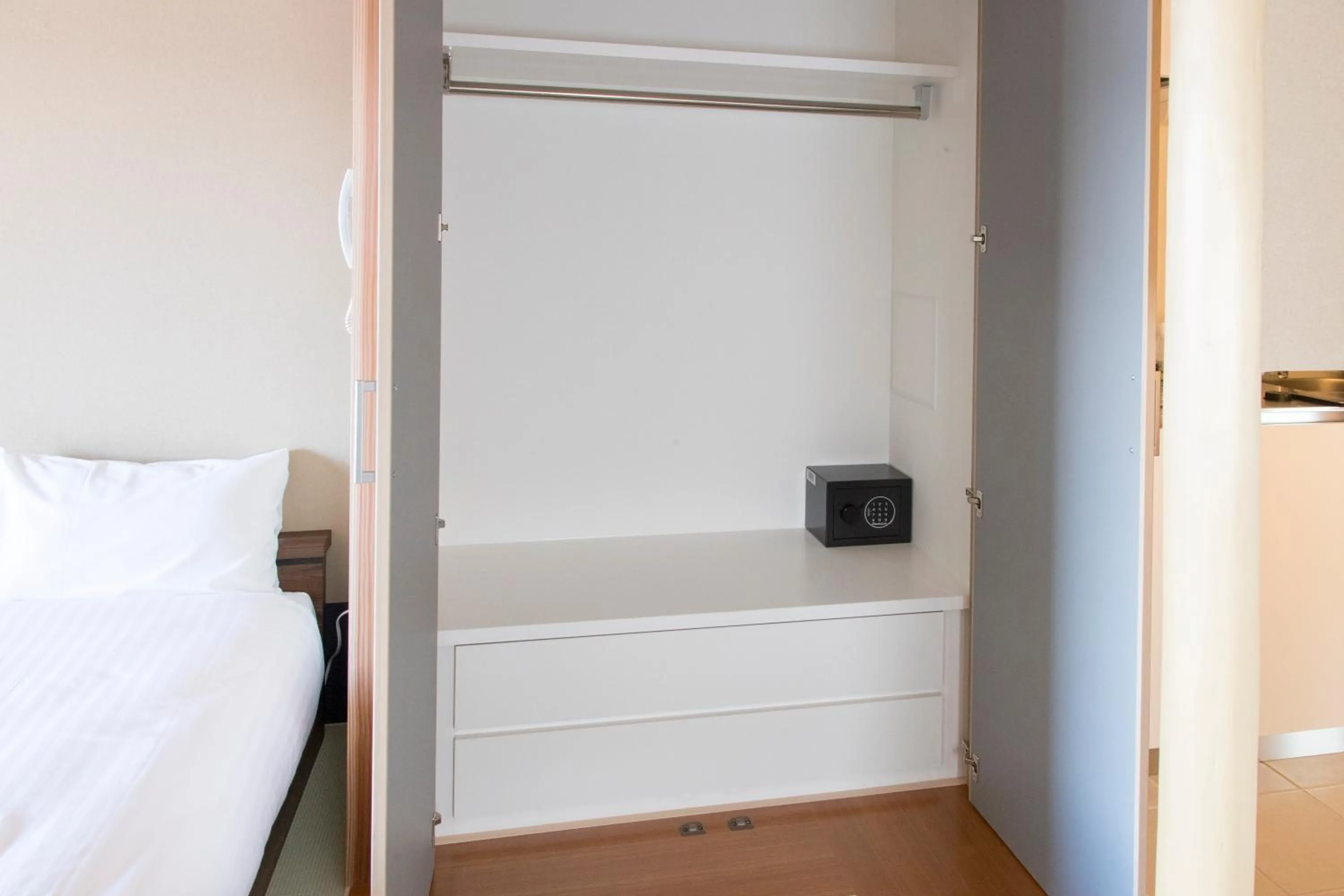 Area and facilities, Bed in My K House