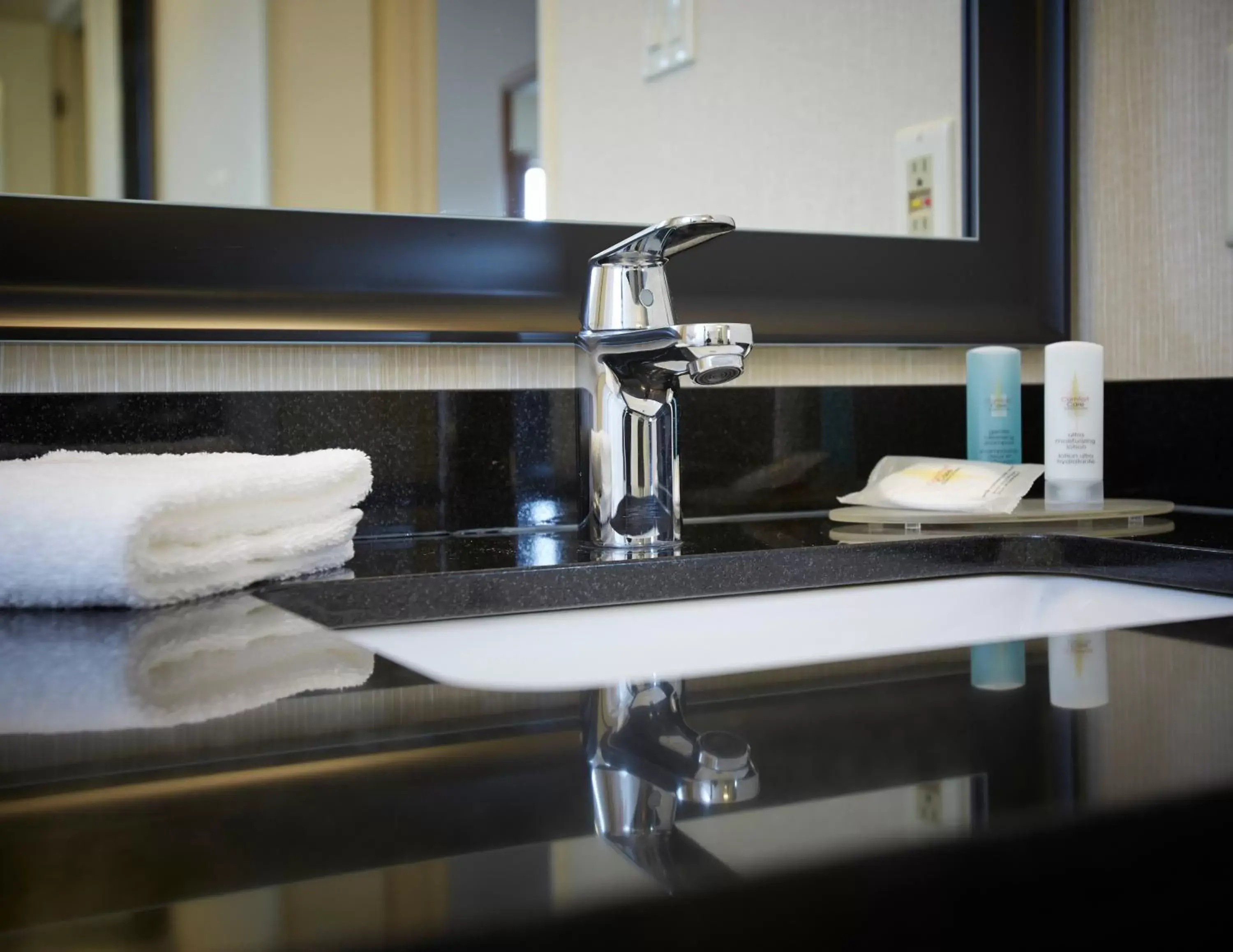 Deluxe Room with Two Double Beds - Ground Floor in Comfort Inn Alma Deluxe Room with Two Double Beds - Ground Floor in Comfort Inn Alma