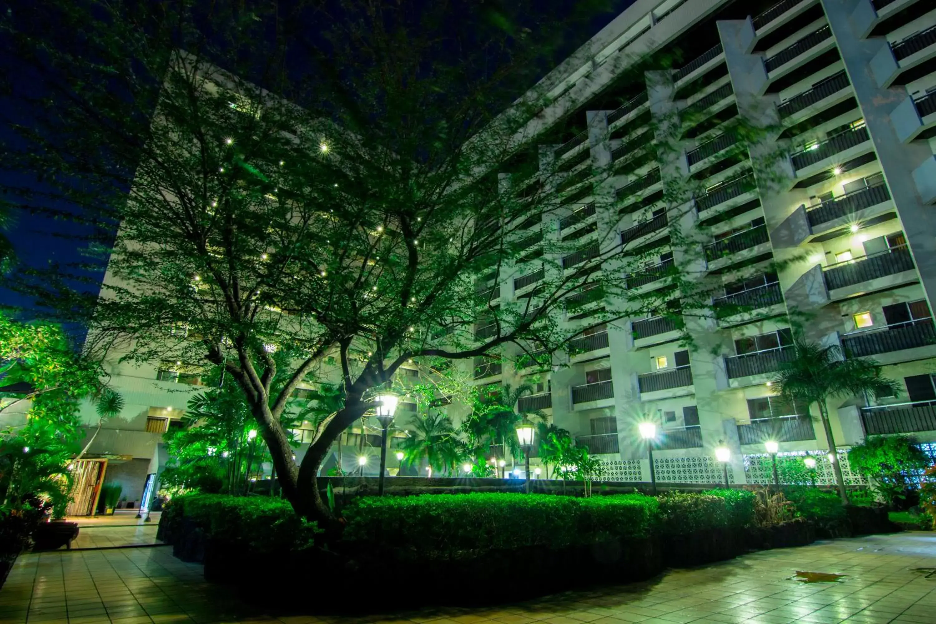 Facade/entrance, Property Building in Copacabana Apartment Hotel