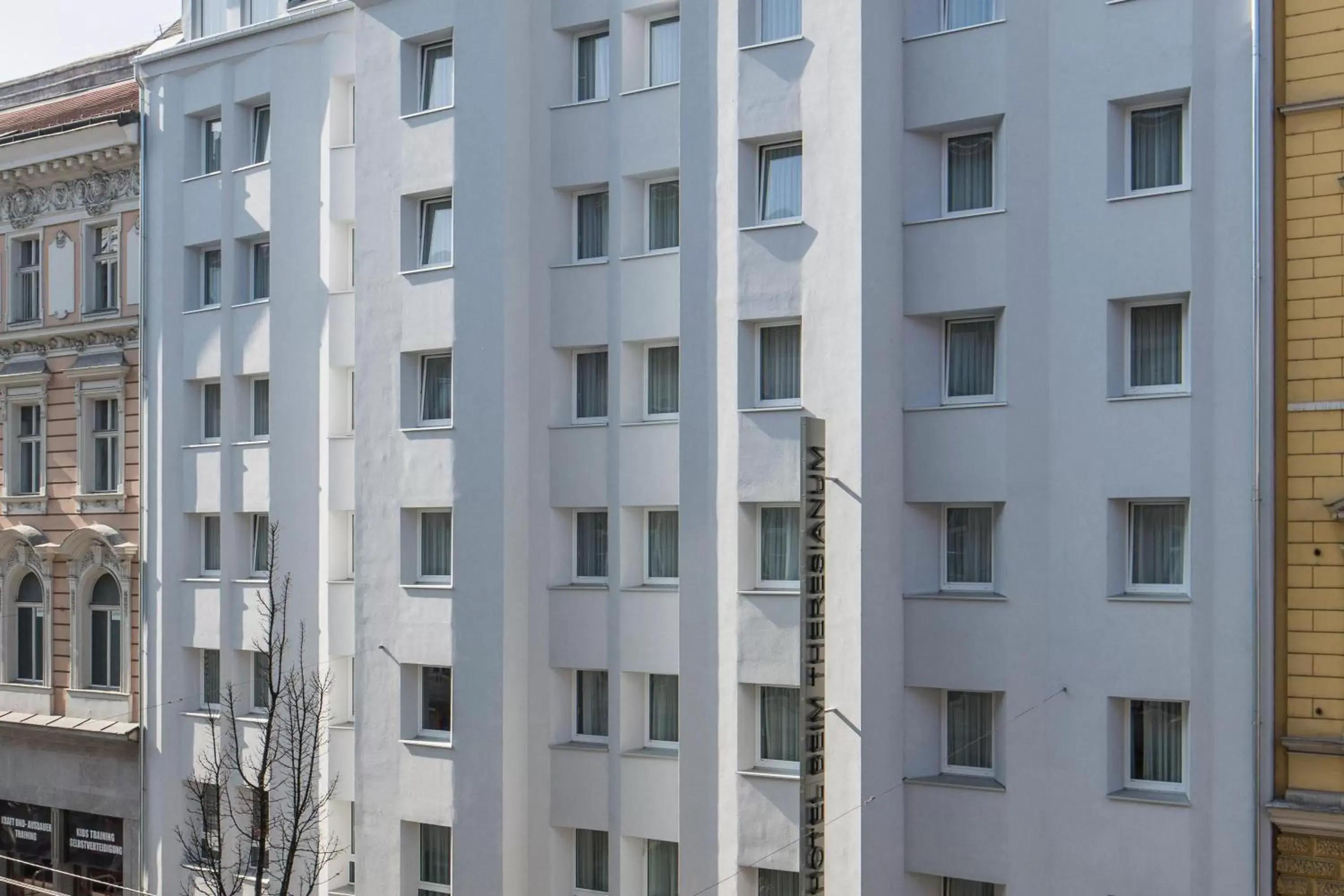 Property building in Austria Trend Hotel beim Theresianum Wien Property building in Austria Trend Hotel beim Theresianum Wien