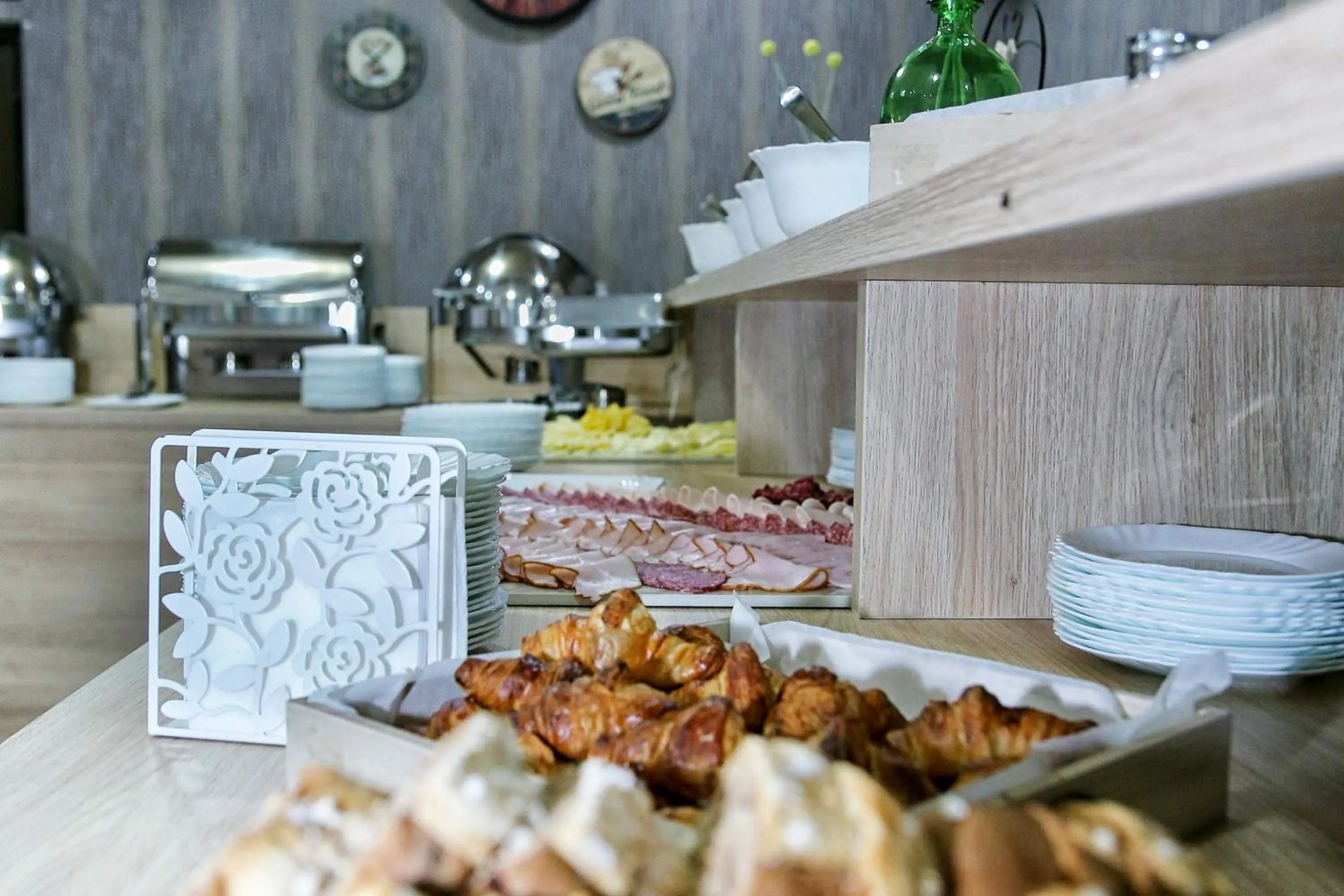 Buffet breakfast in Prestige Boutique Hotel Craiova