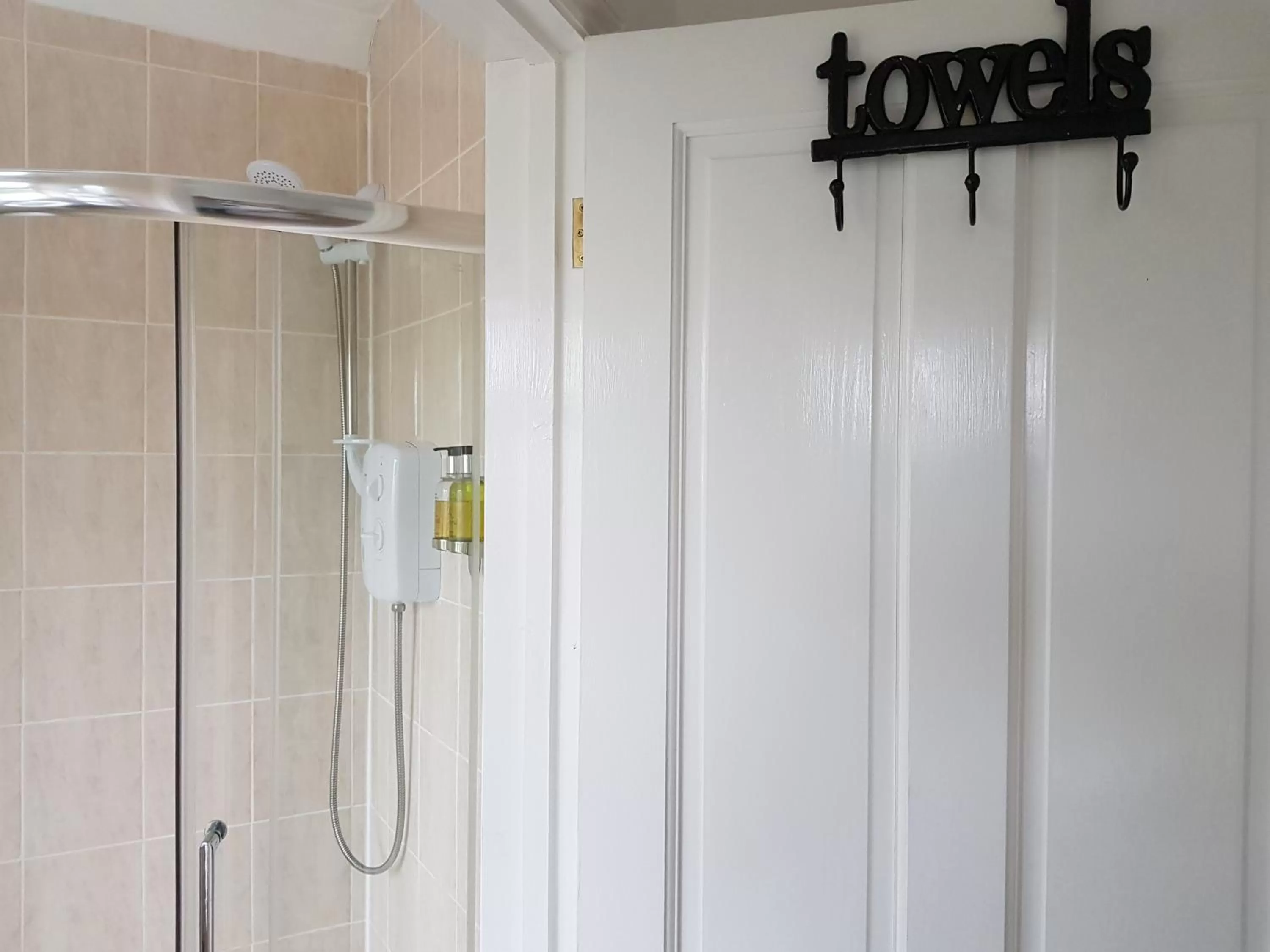 Bathroom in Wisteria Haze