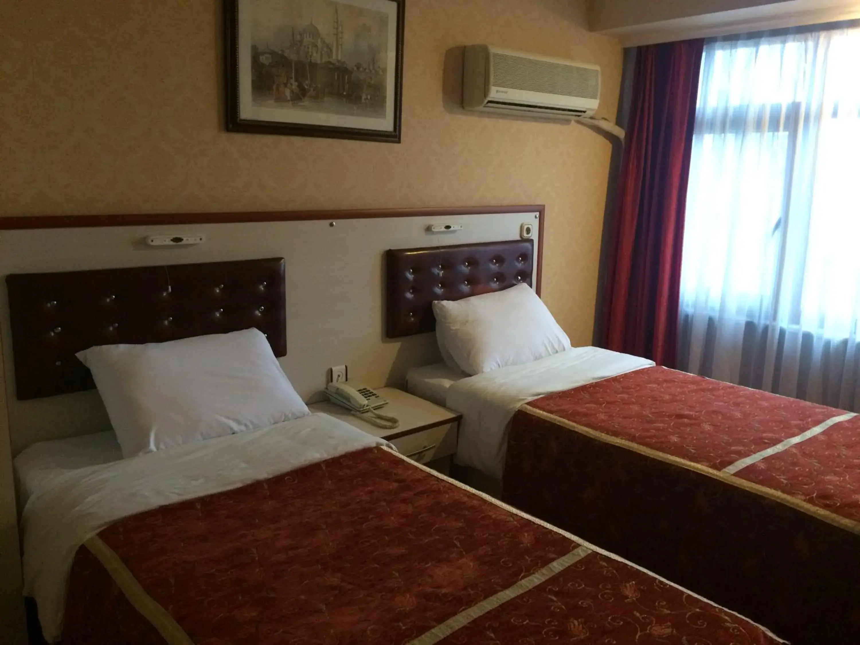 Bed in Tayhan Hotel