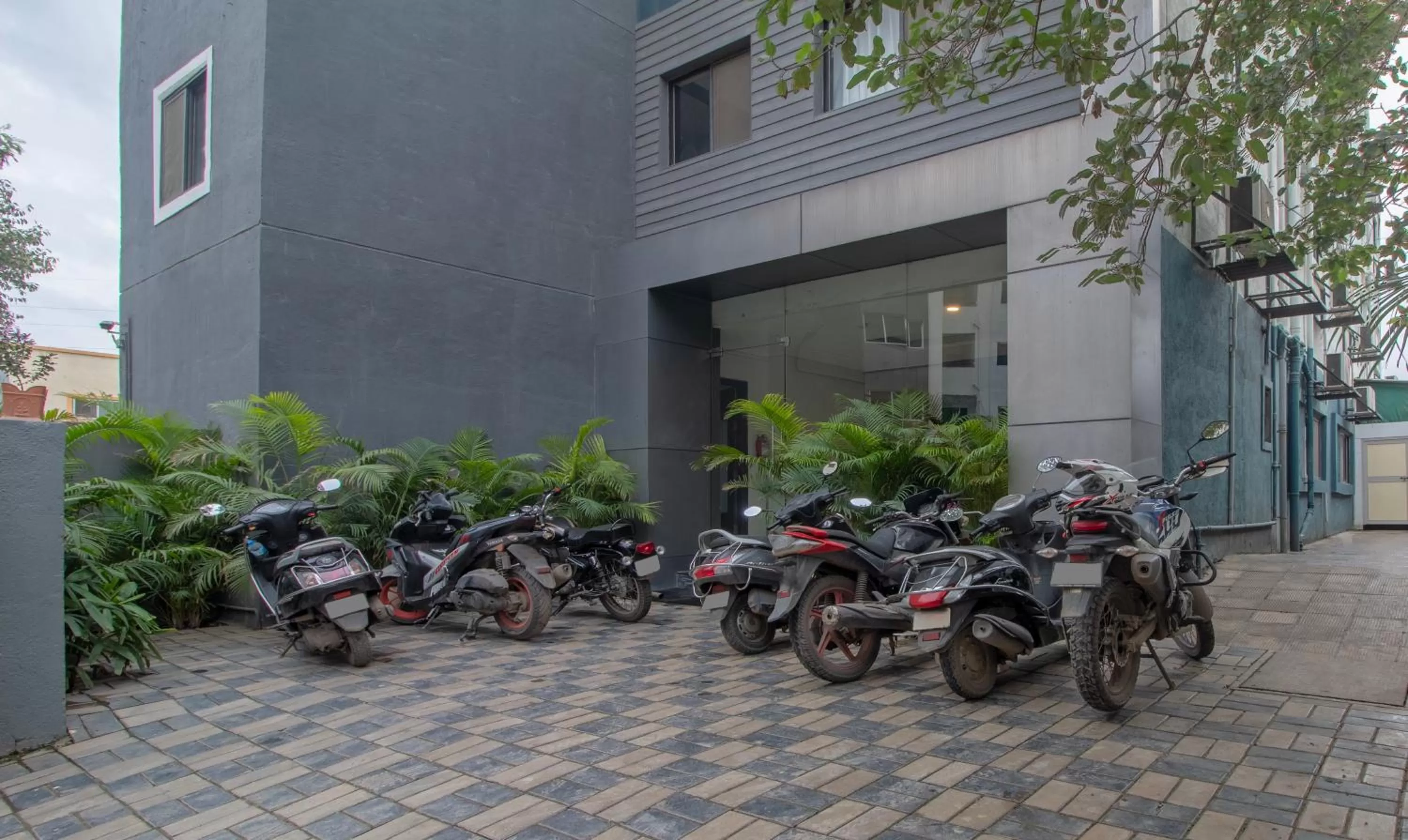 Parking in Treebo Tulip Comfort