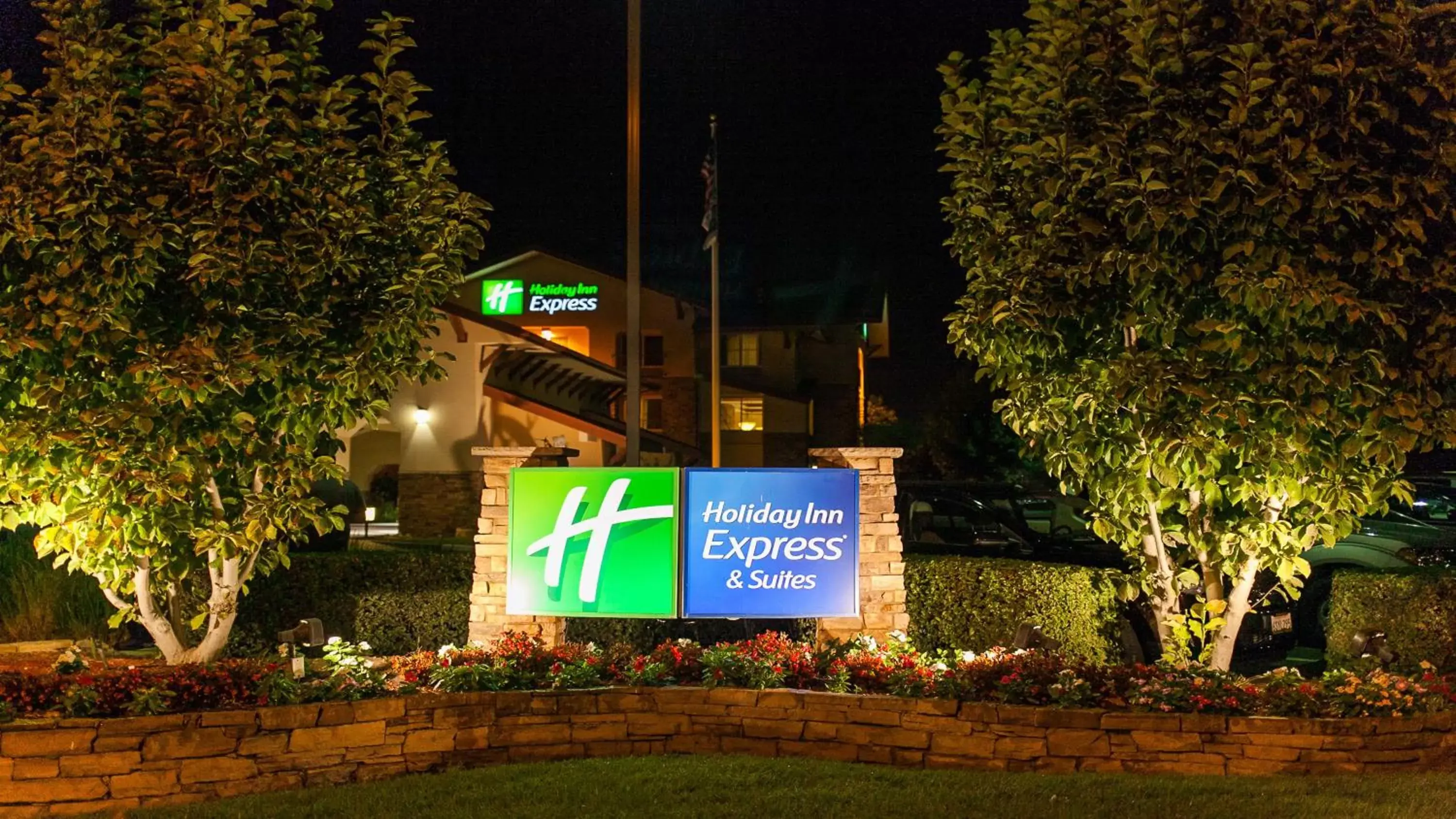 Property Building in Holiday Inn Express Turlock, an IHG Hotel