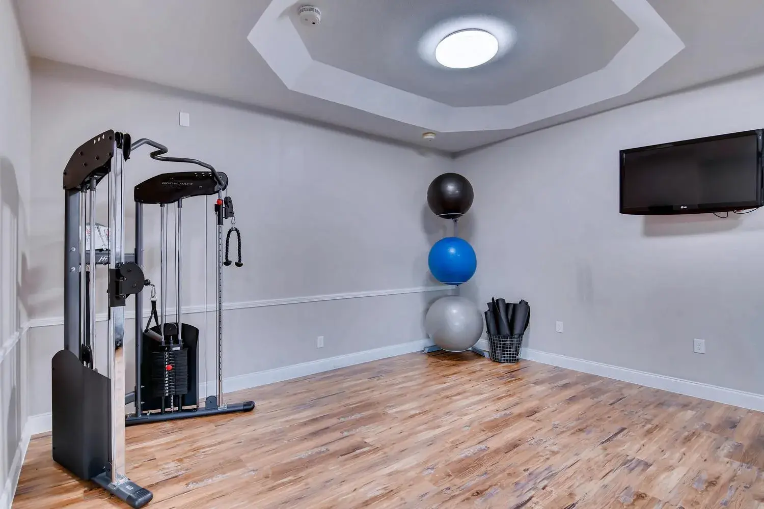 Fitness centre/facilities, Fitness Center/Facilities in Orangewood Inn and Suites Midtown