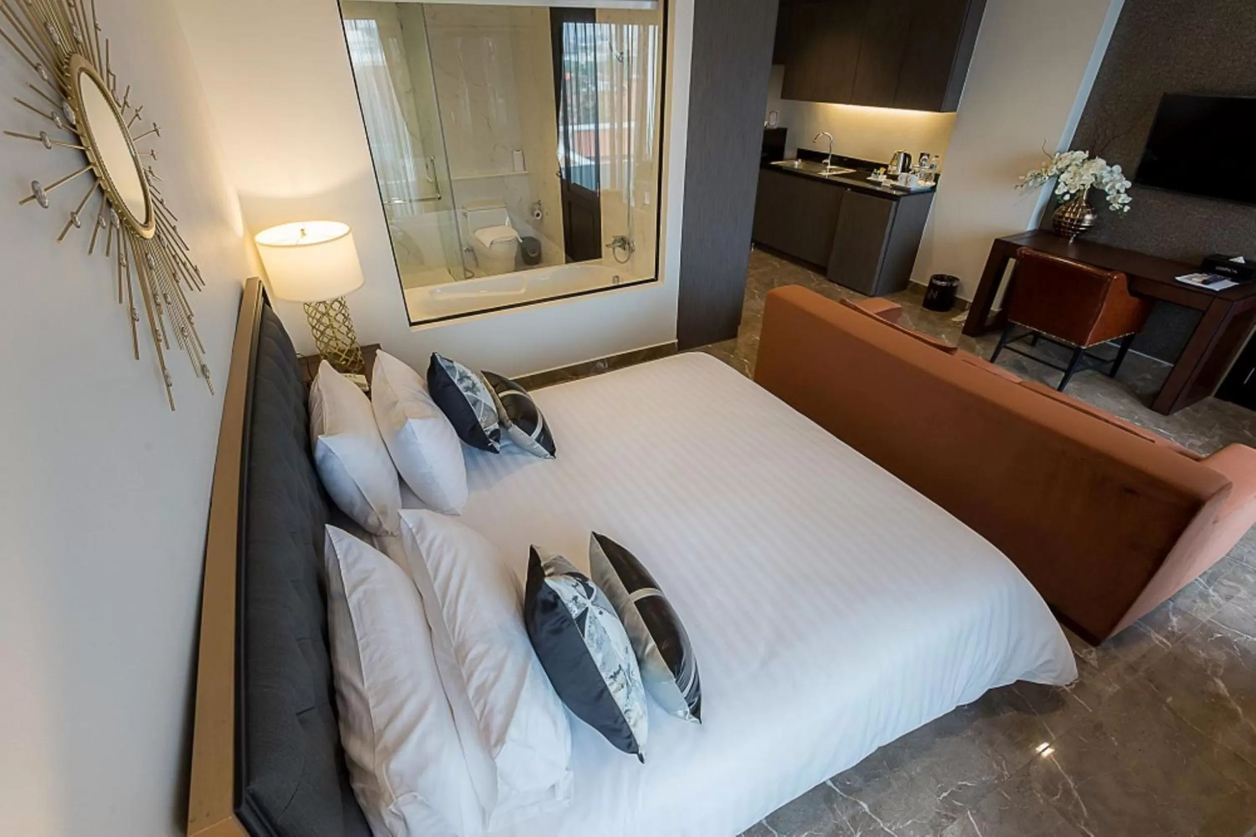 Photo of the whole room, Bed in SN Connx - SHA Plus