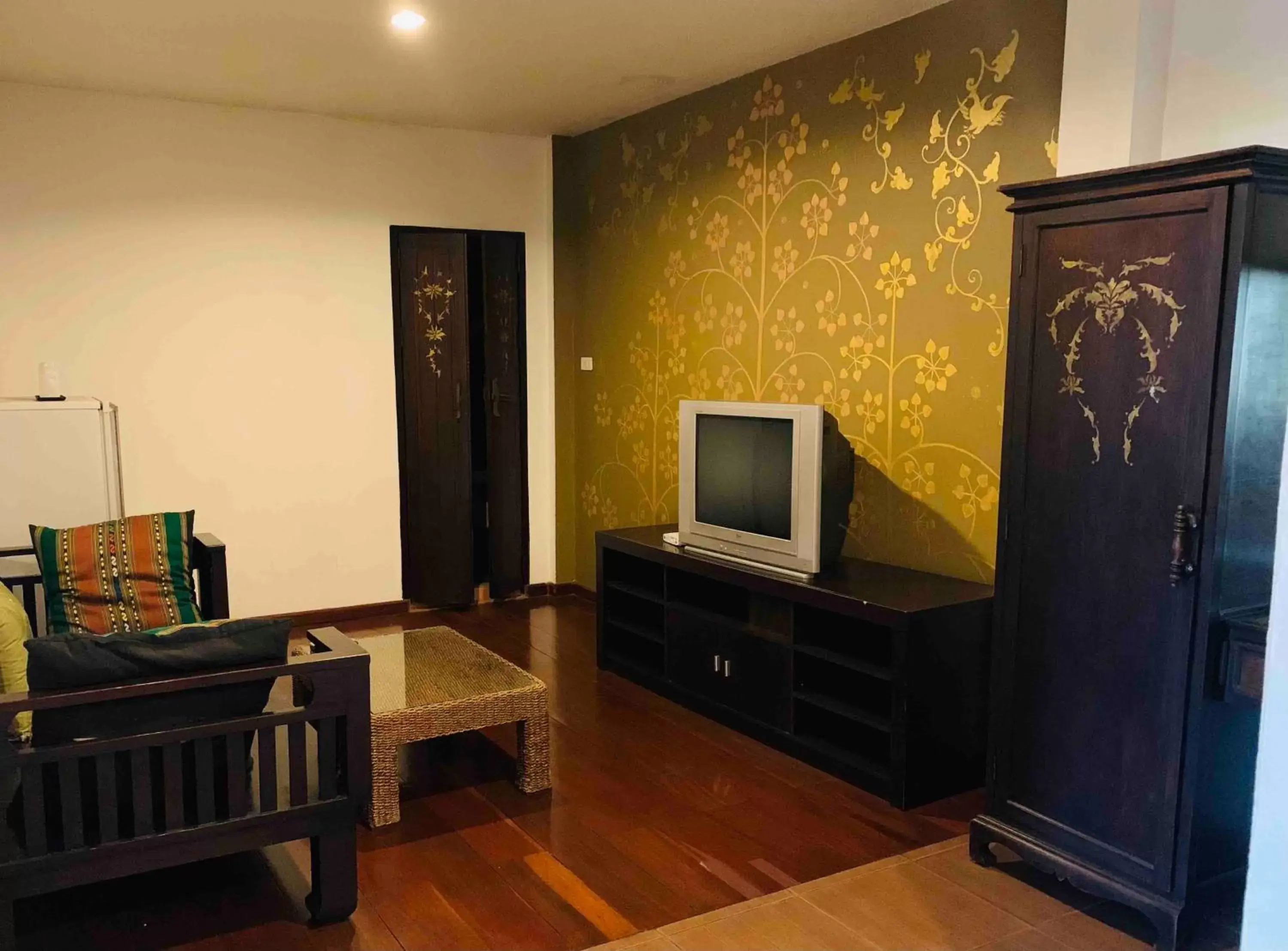 Living room, TV/Entertainment Center in Thapae Boutique House