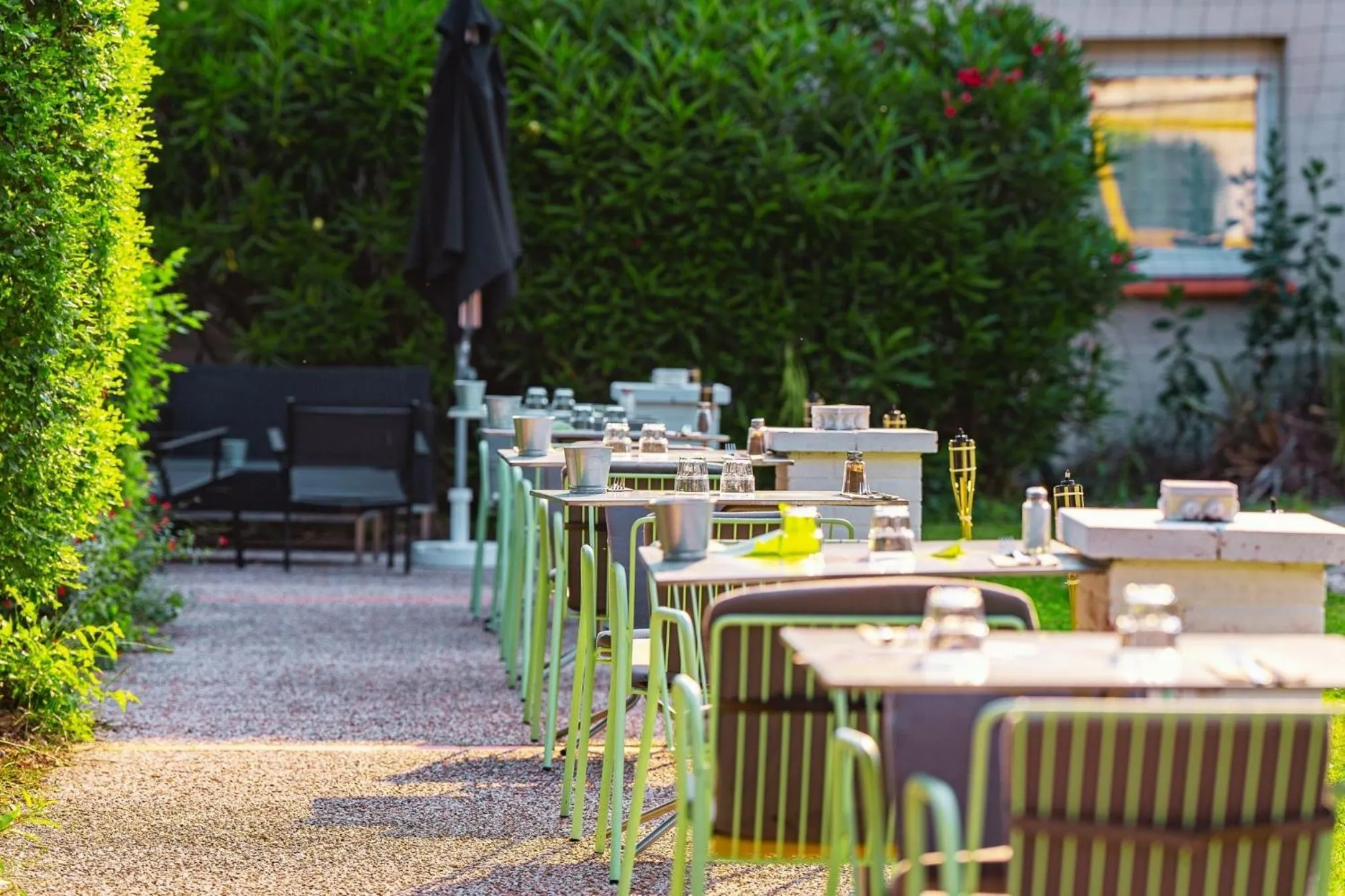 Patio in Sporting House Hôtel