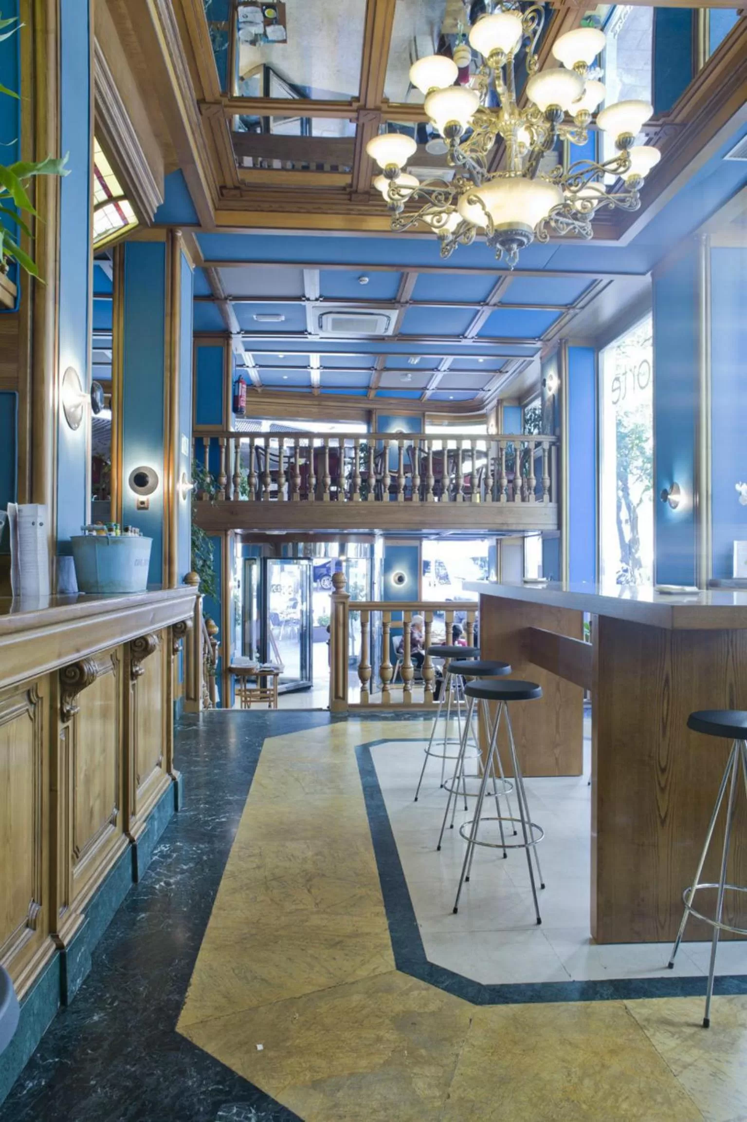 Lounge or bar in II Castillas Madrid