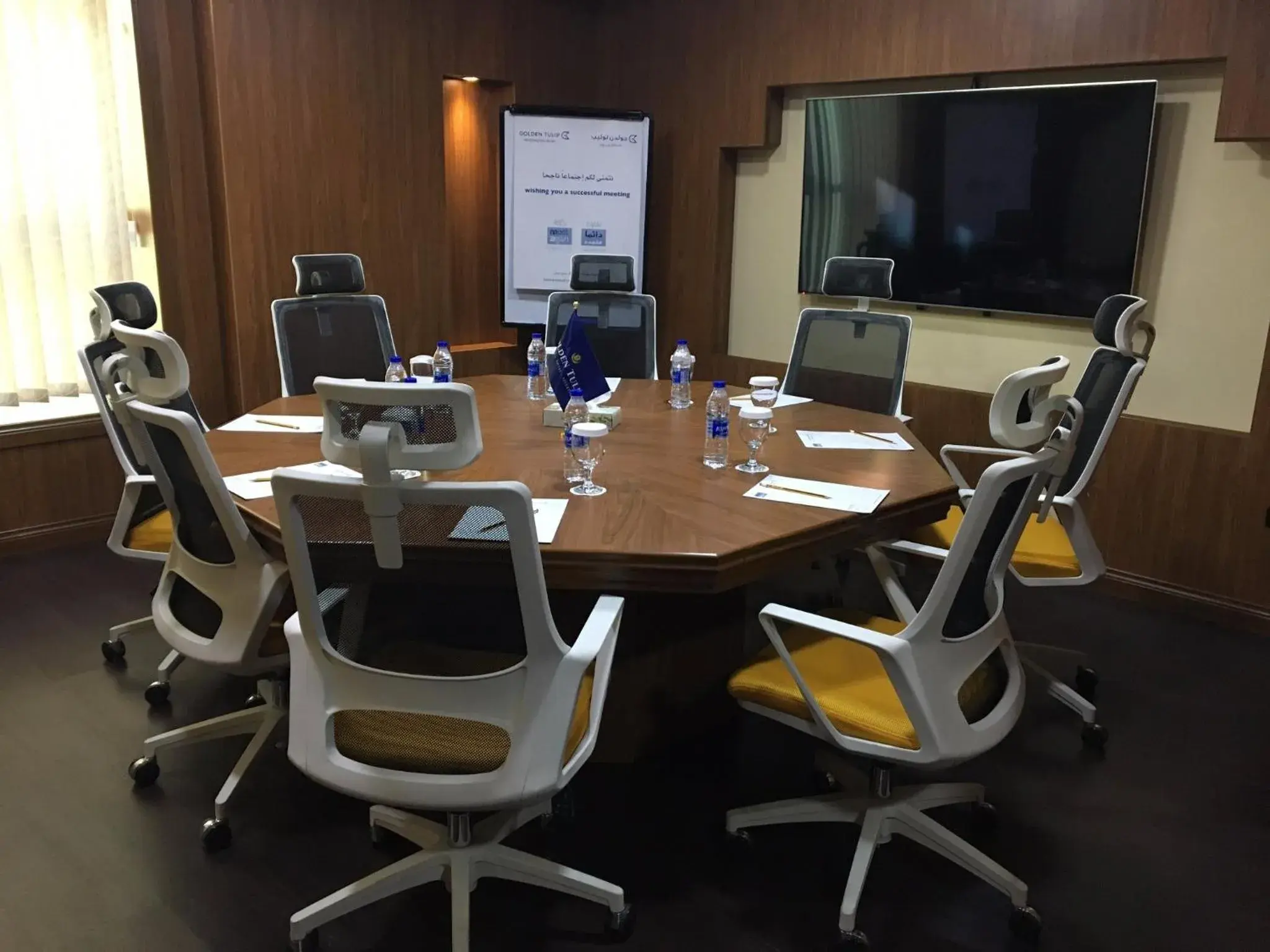 Meeting/conference room in Golden Tulip Headington