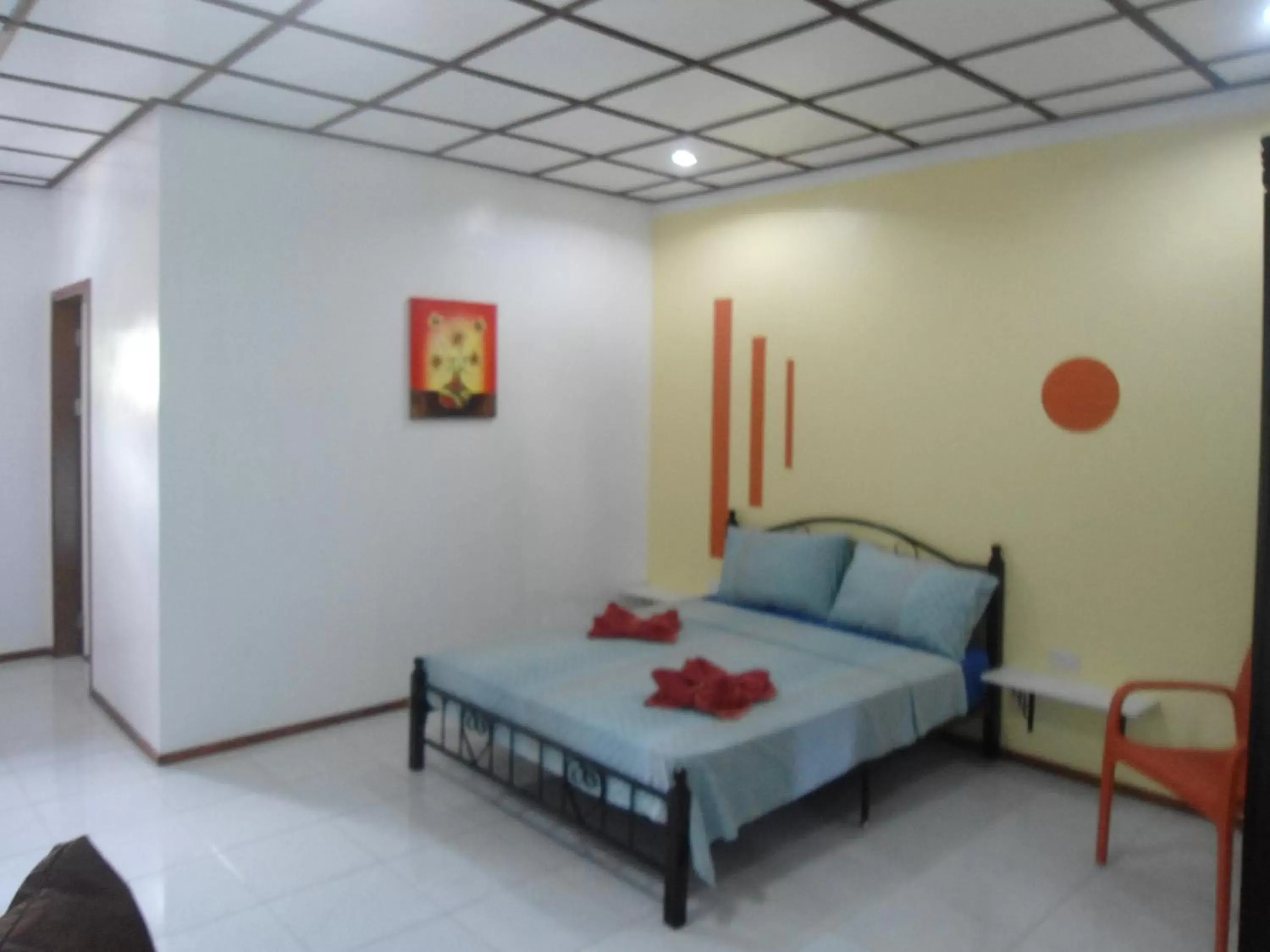 Photo of the whole room, Bed in Menchu's Pension House Photo of the whole room, Bed in Menchu's Pension House