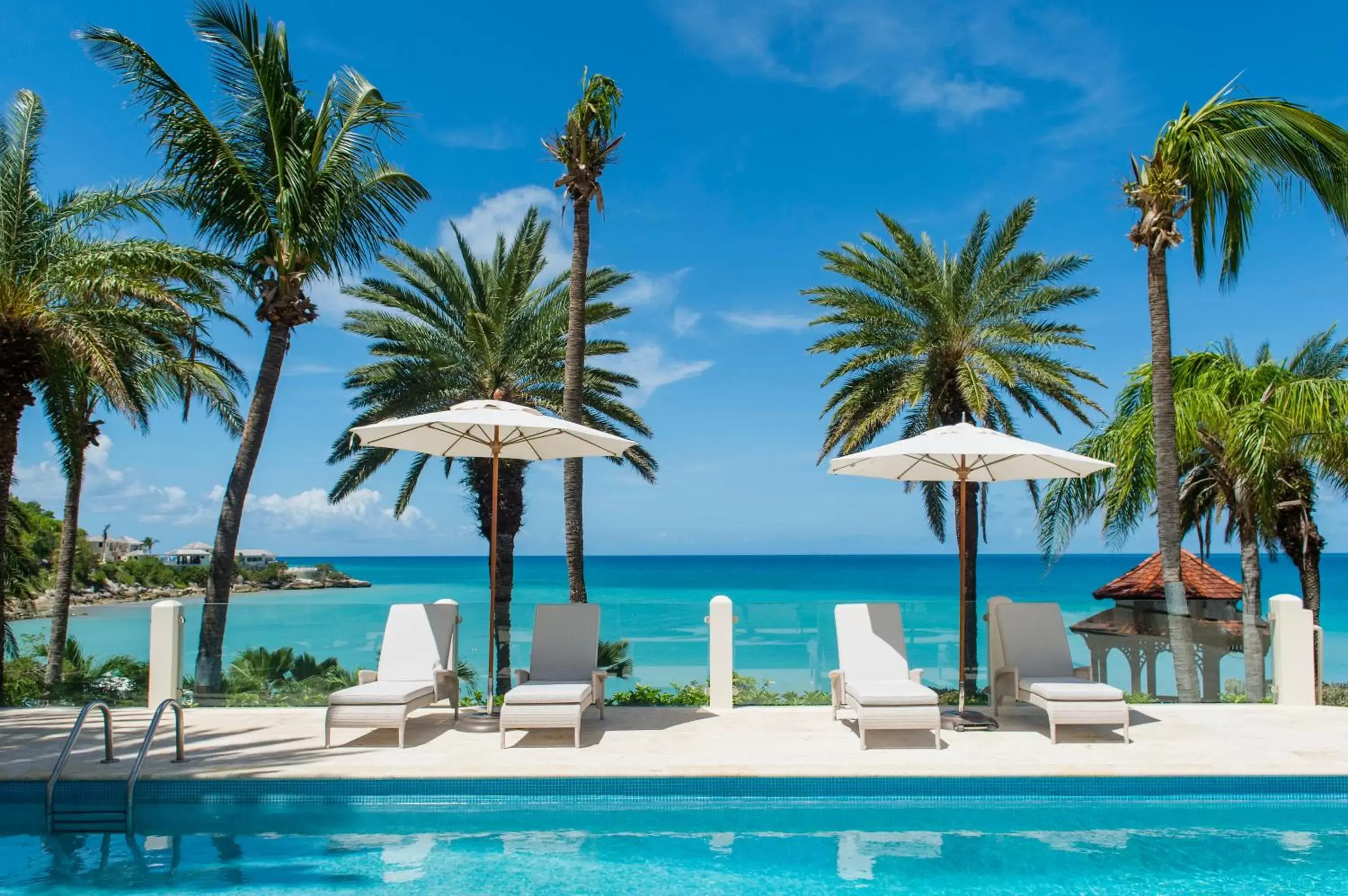 Swimming Pool in Blue Waters Resort and Spa