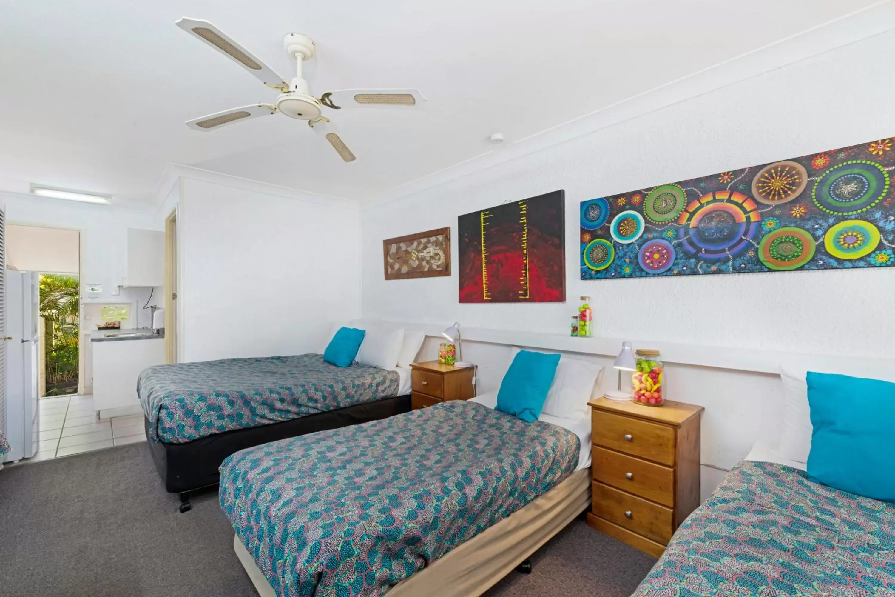 Bedroom, Bed in Bundaberg Coral Villa Motor Inn