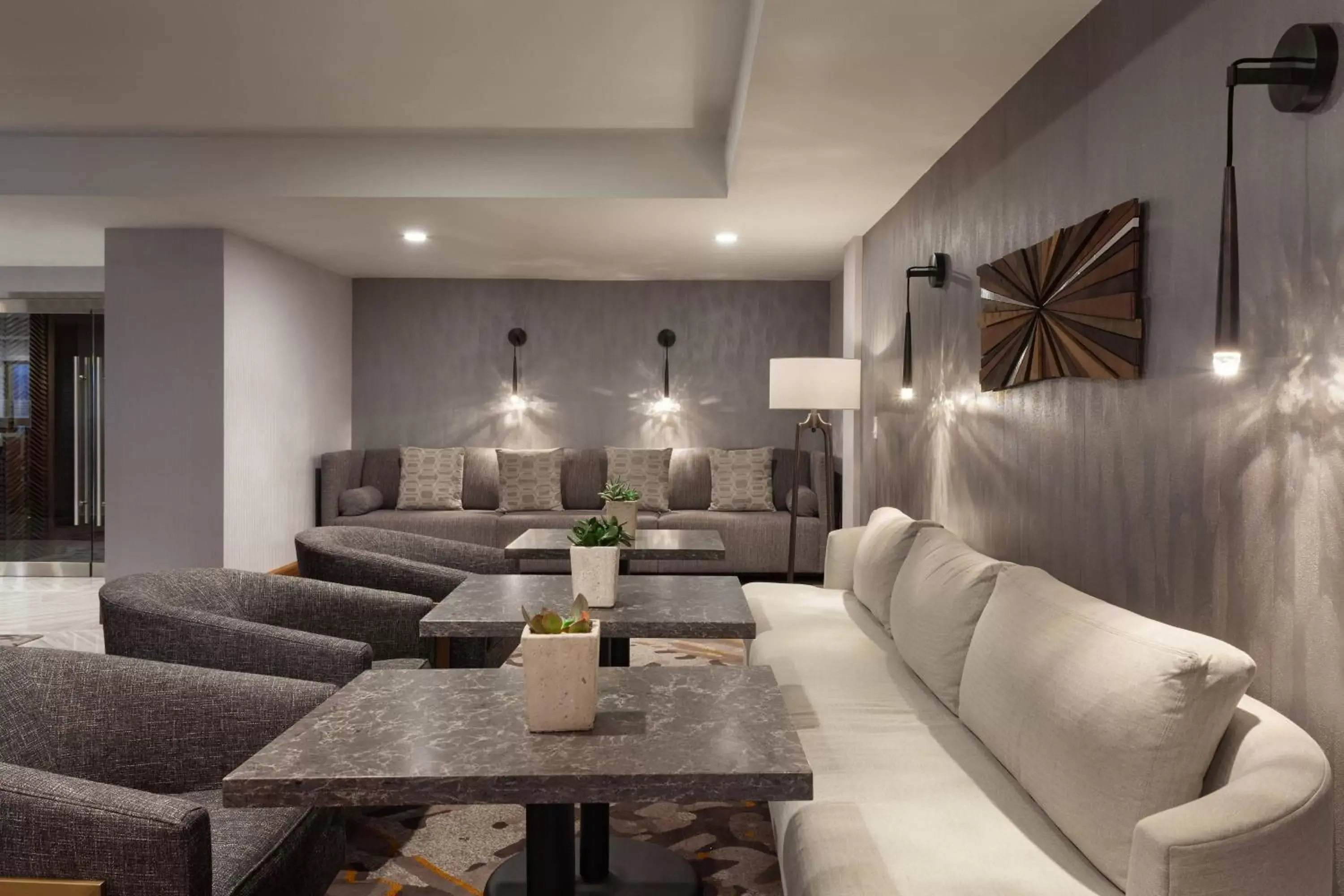 Lounge or bar, Seating Area in Marriott Phoenix Airport