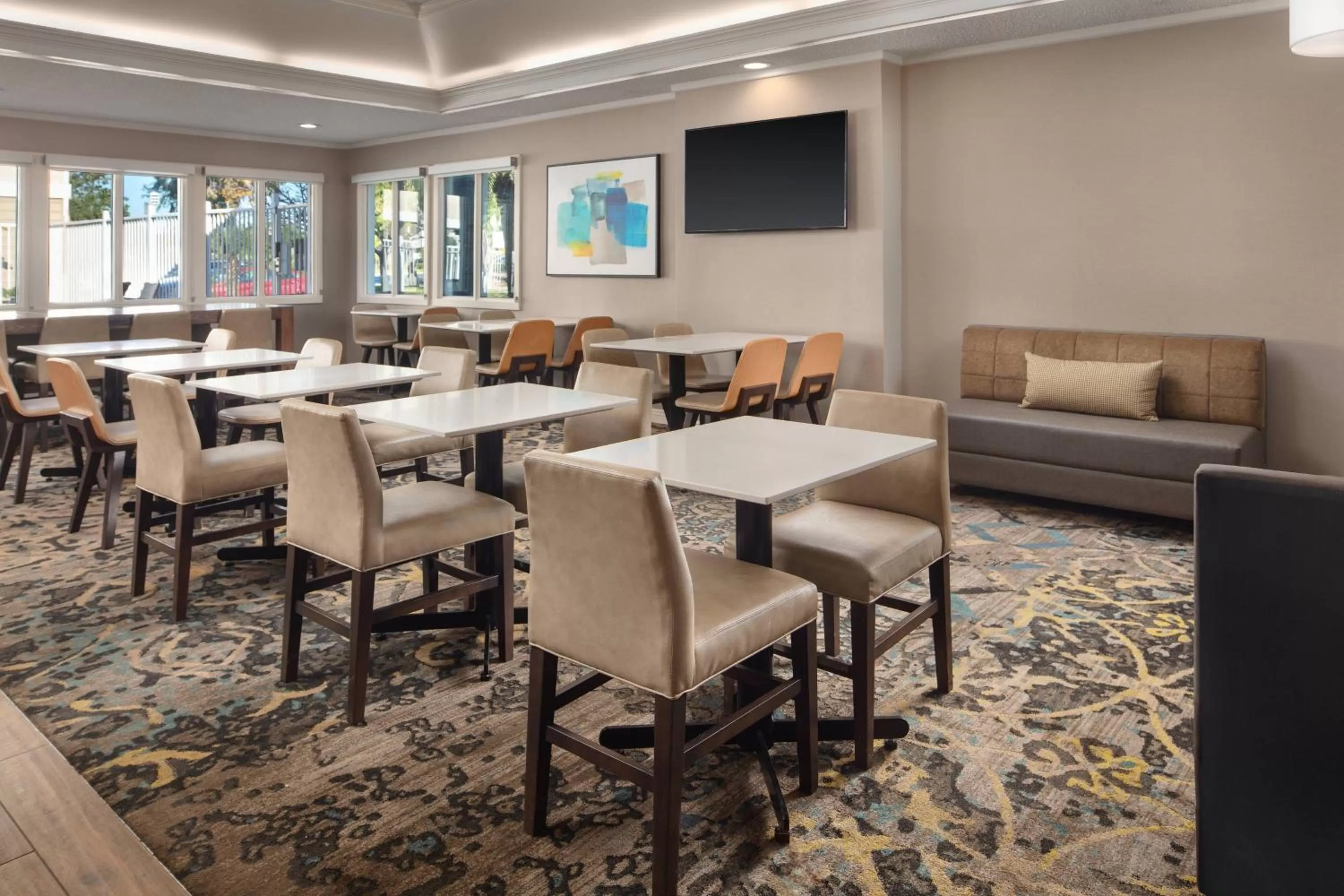 Restaurant/places to eat in Residence Inn Irvine Spectrum