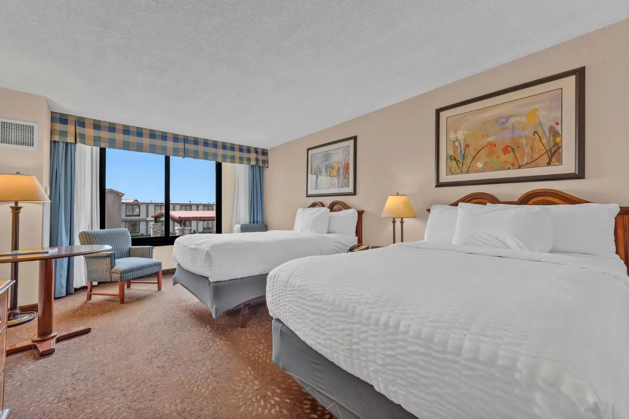 Photo of the whole room, Bed in Buffalo Airport Hotel