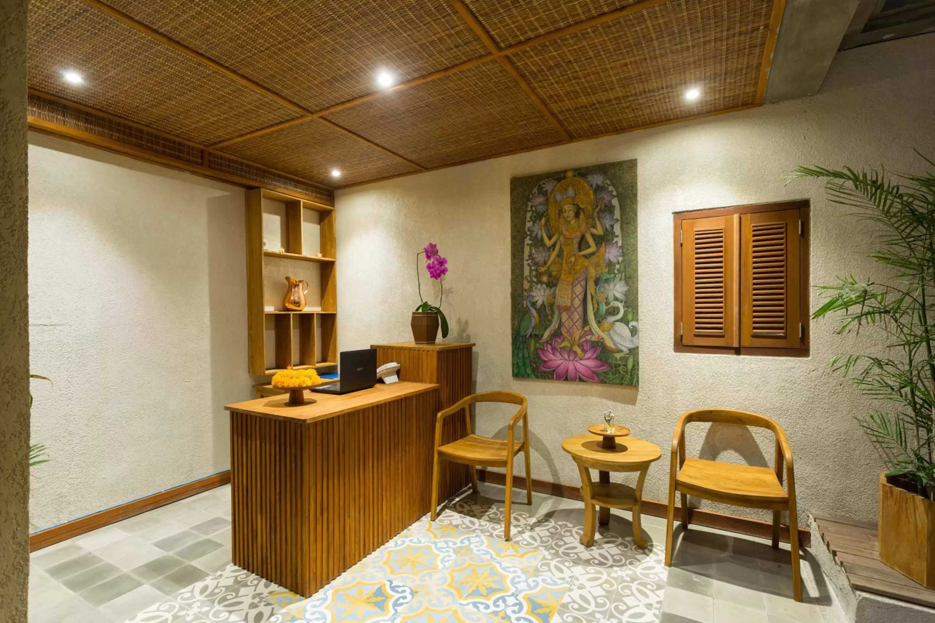 Lobby or reception, Lobby/Reception in Bije Boutique & Gallery