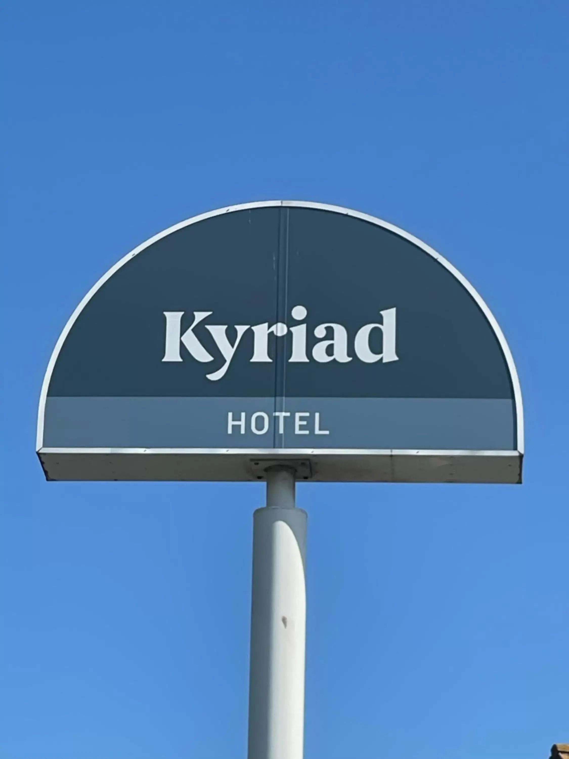 Property logo or sign in Kyriad Paris Sud Les Ulis Courtaboeuf