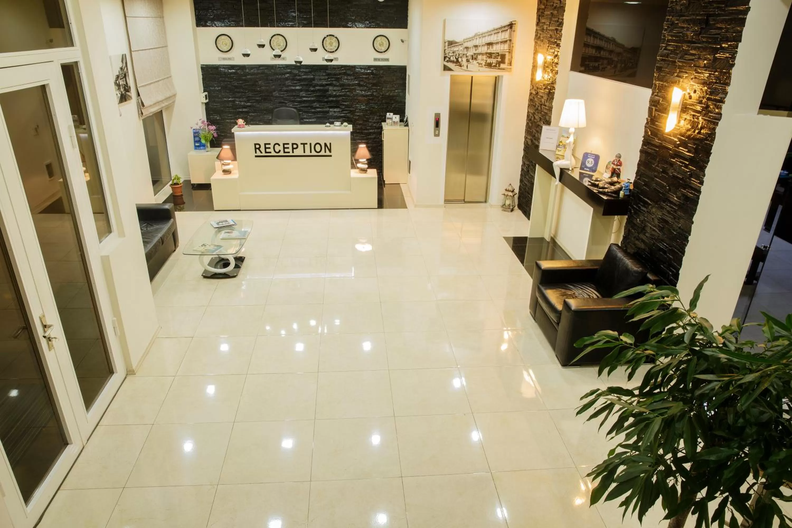 Lobby or reception in Hotel Gureli
