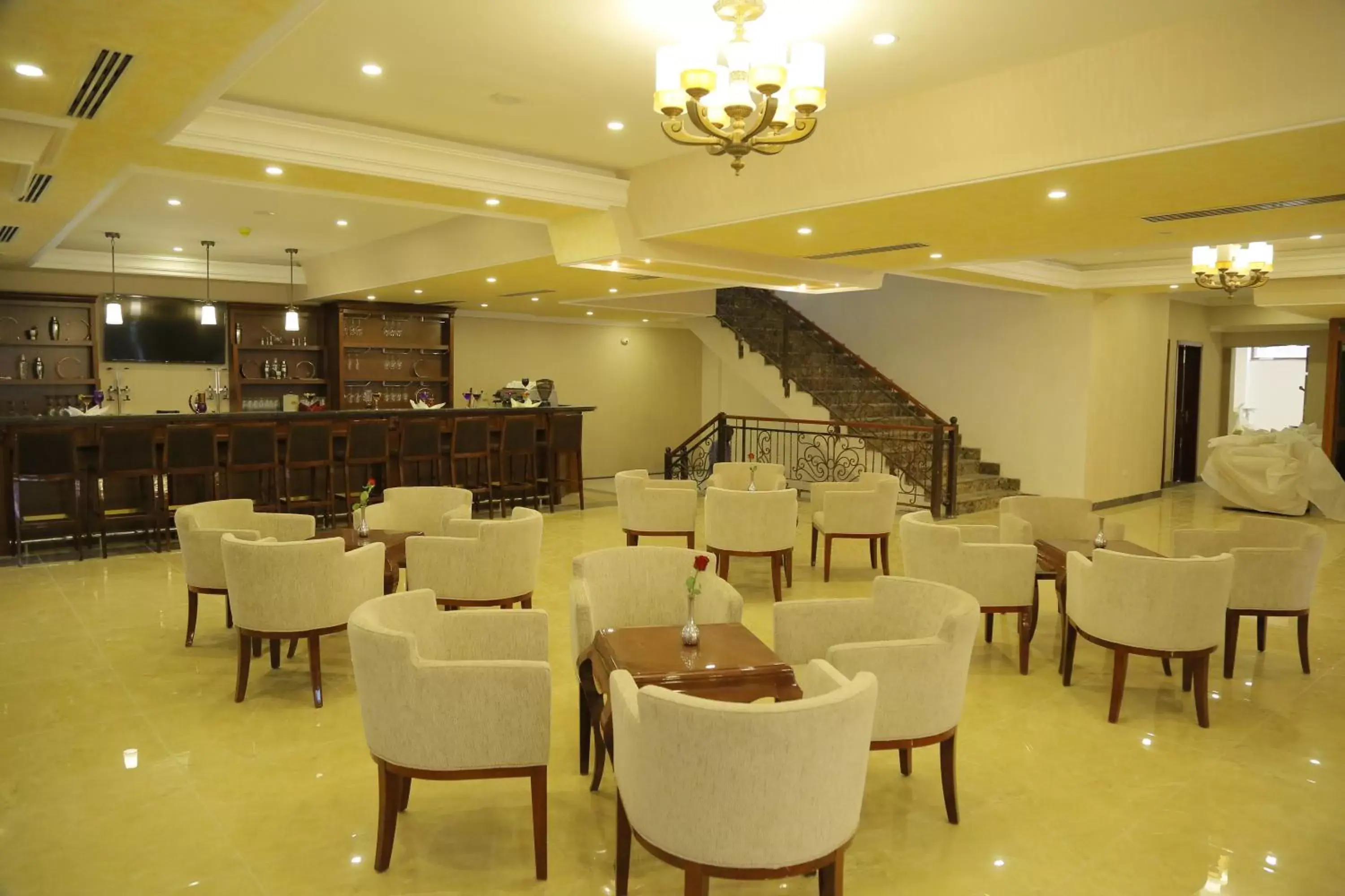 Coffee/tea facilities, Restaurant/Places to Eat in Sapphire Addis