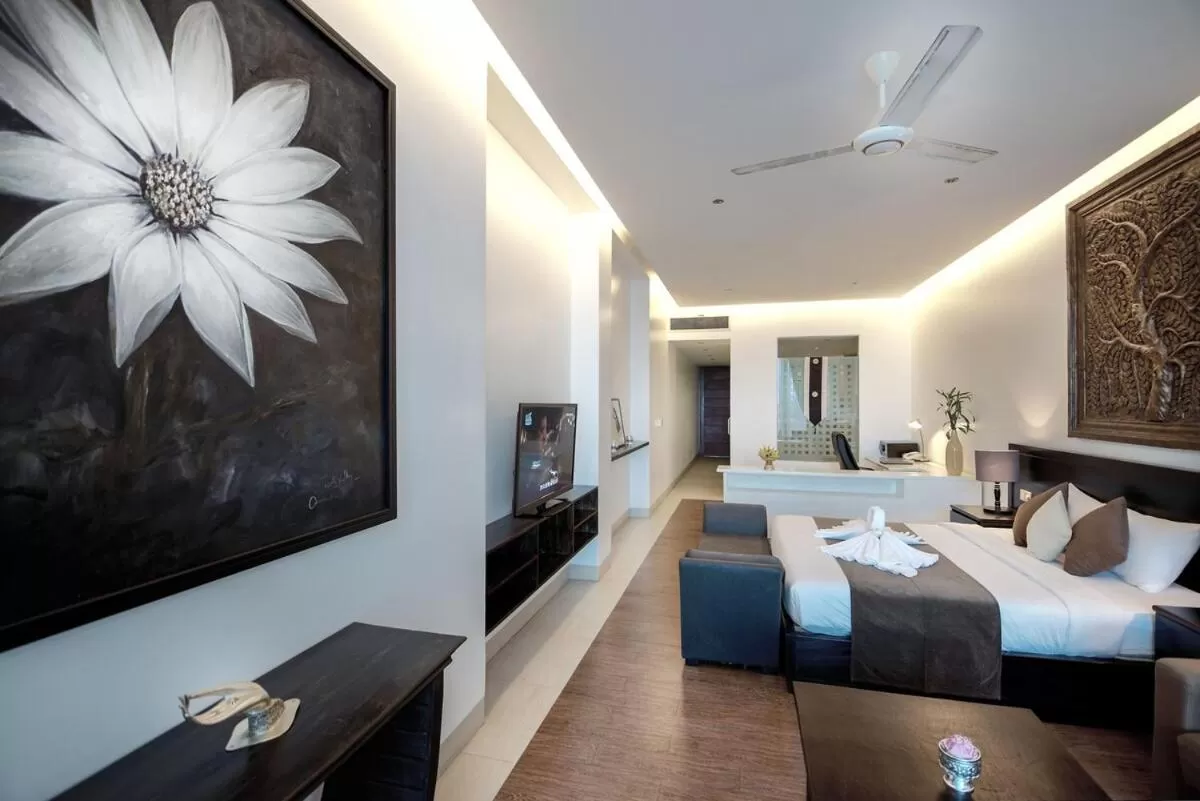 Blue Crystal boutique Hotel